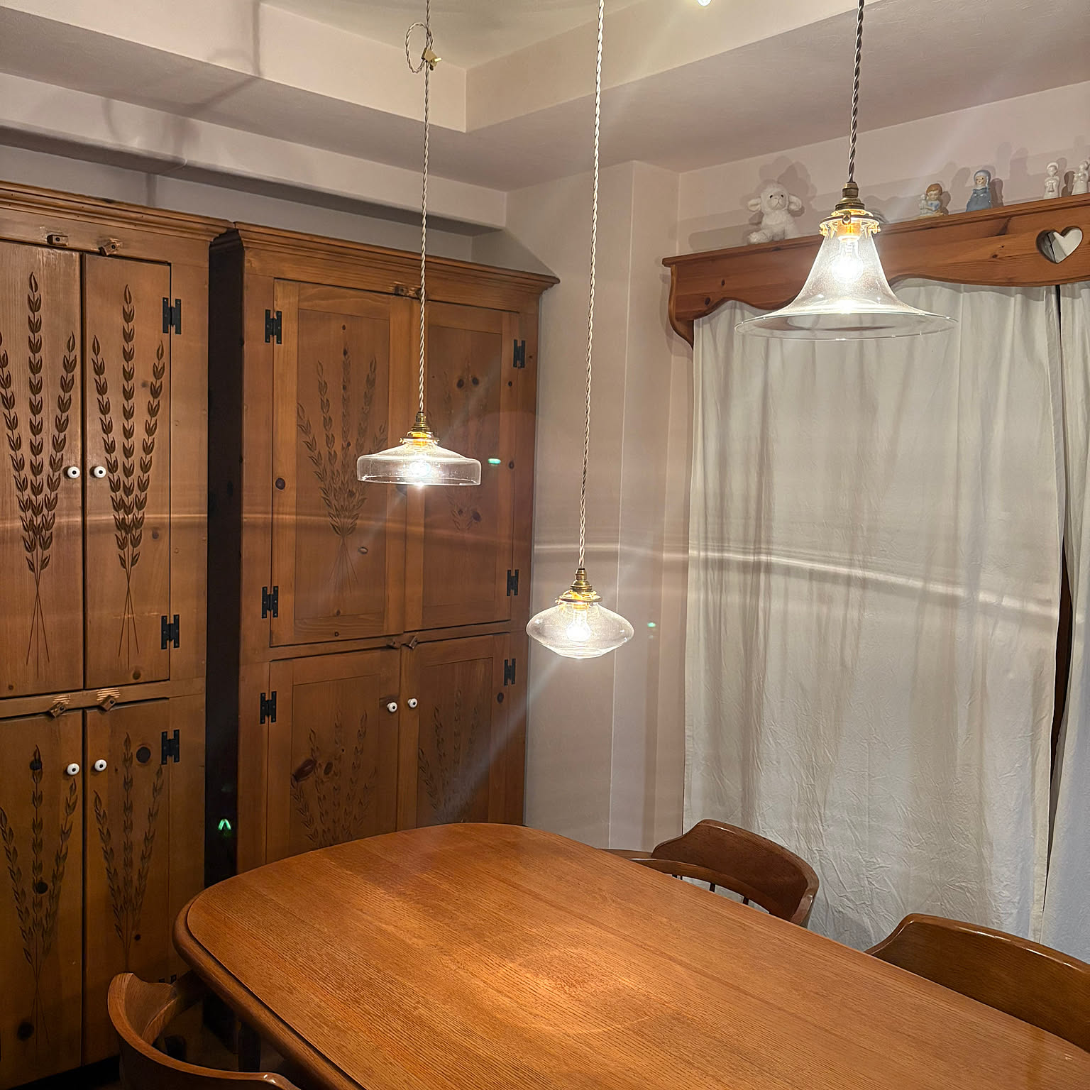 照明 蠣崎マコトのおすすめ商品とおしゃれな実例 ｜ RoomClip