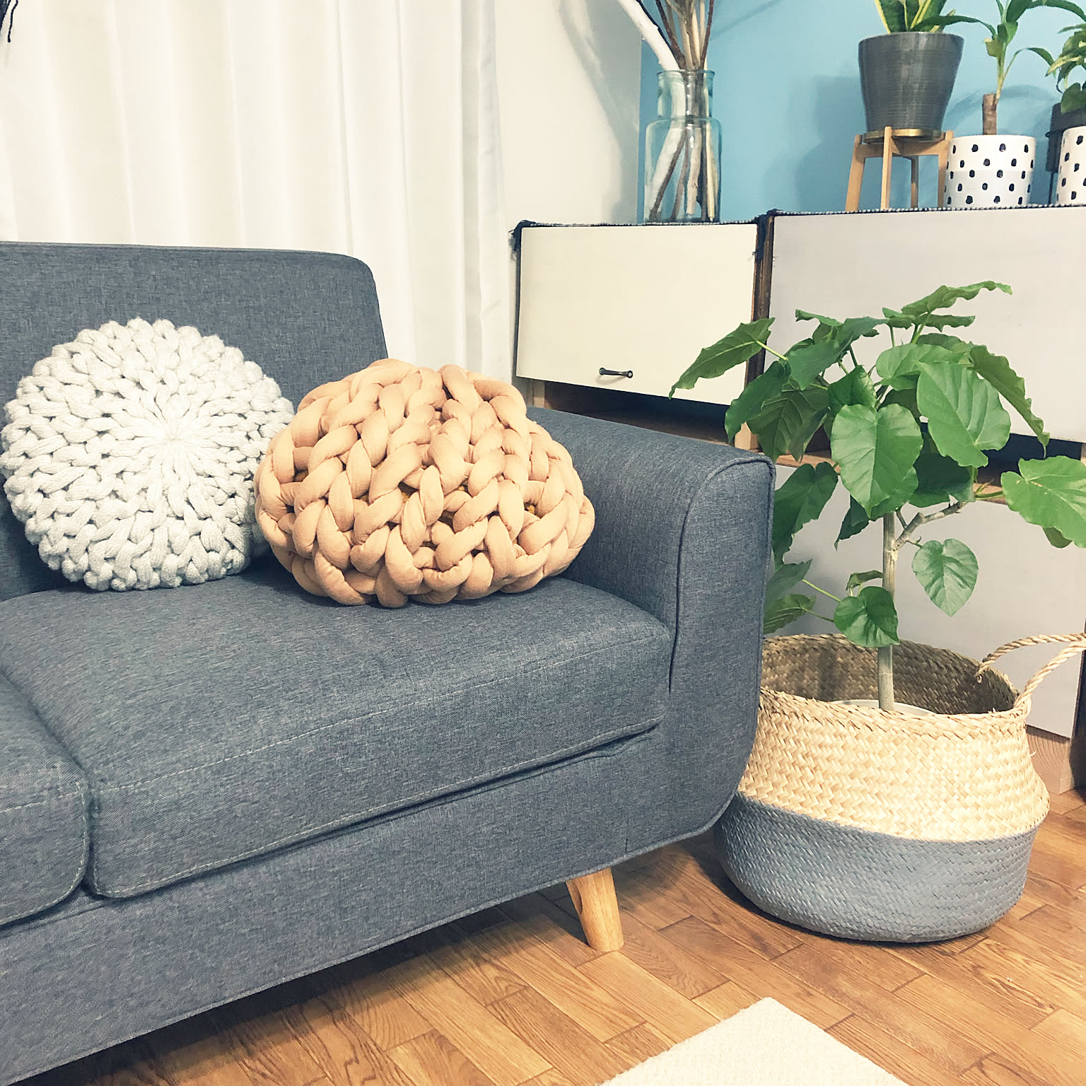 チャンキークッションソファ dd616cb50a3881c1a706400fe7e1e6