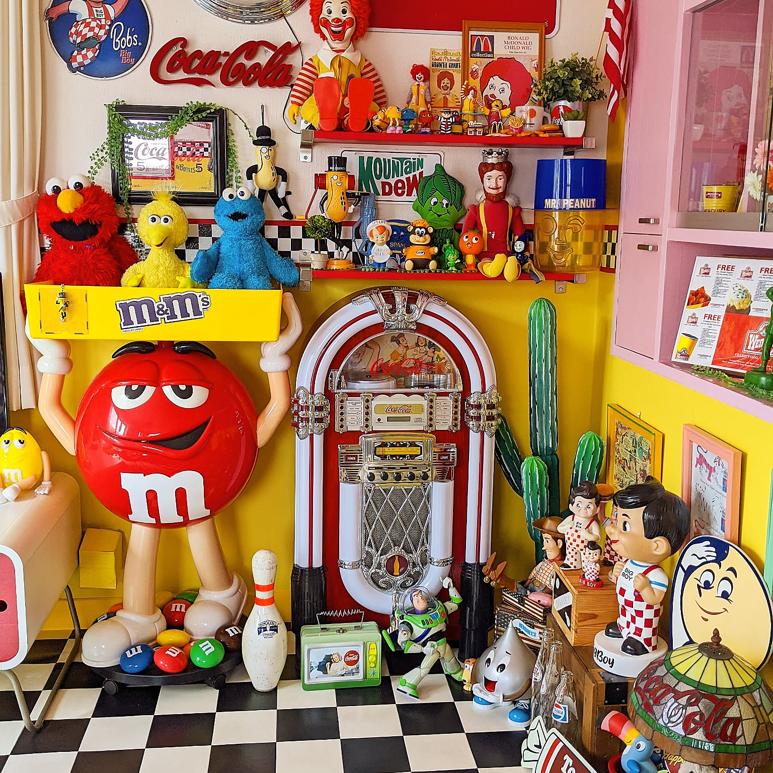アメリカンポップ カラフルポップのおしゃれなインテリア・部屋