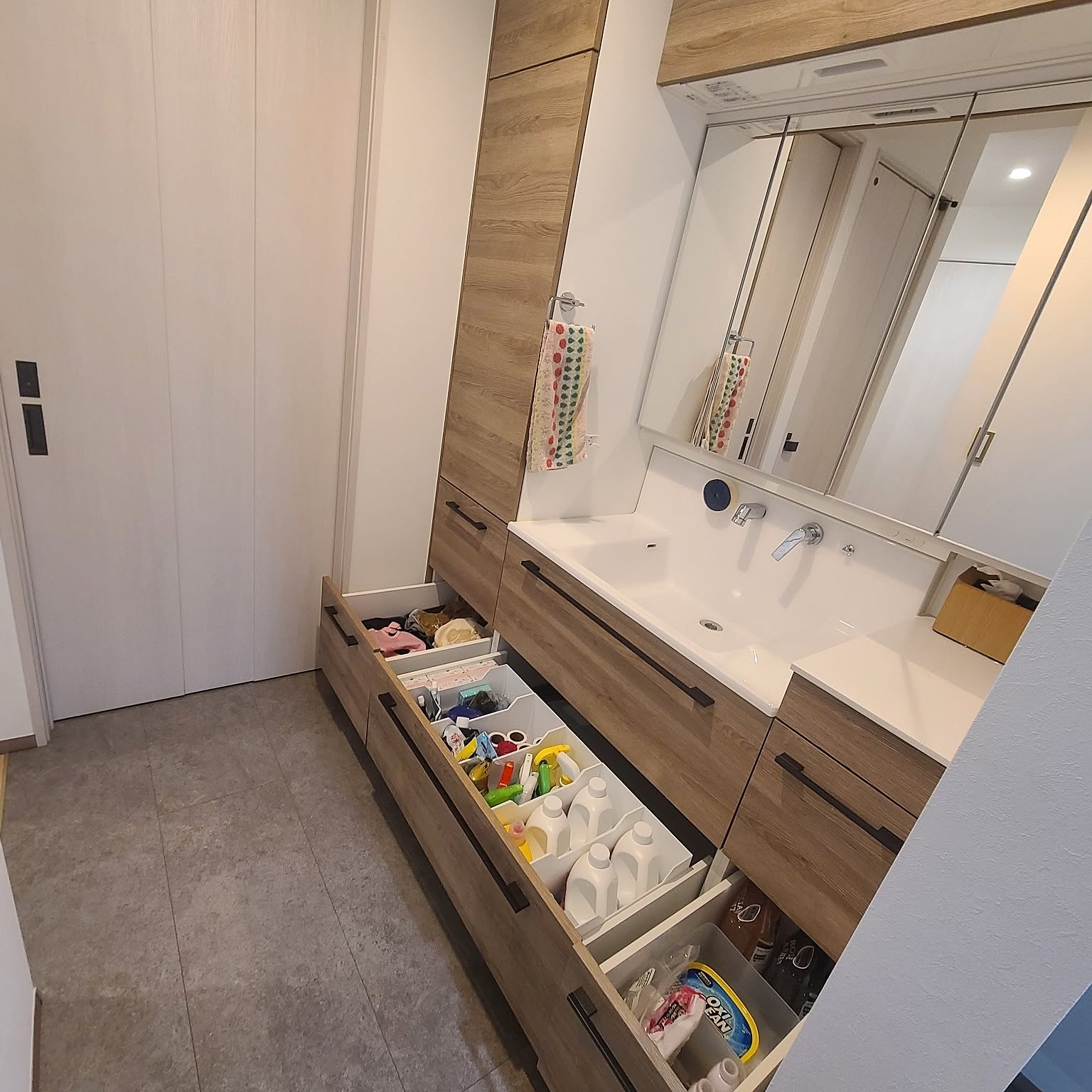 一条工務店用カスタムアイテム（電動ハニカム・グレイスキッチン・洗面