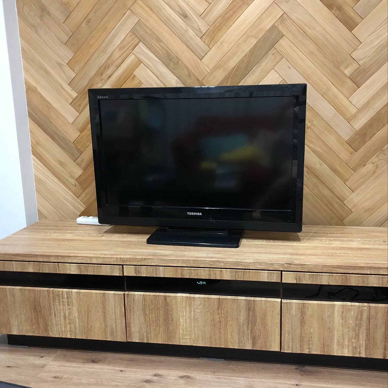 ヘリンボーン×アイアン テレビボード 家具/テレビボード/OLD ASHIBA アイアンTVボード U型｜WOODPRO本店