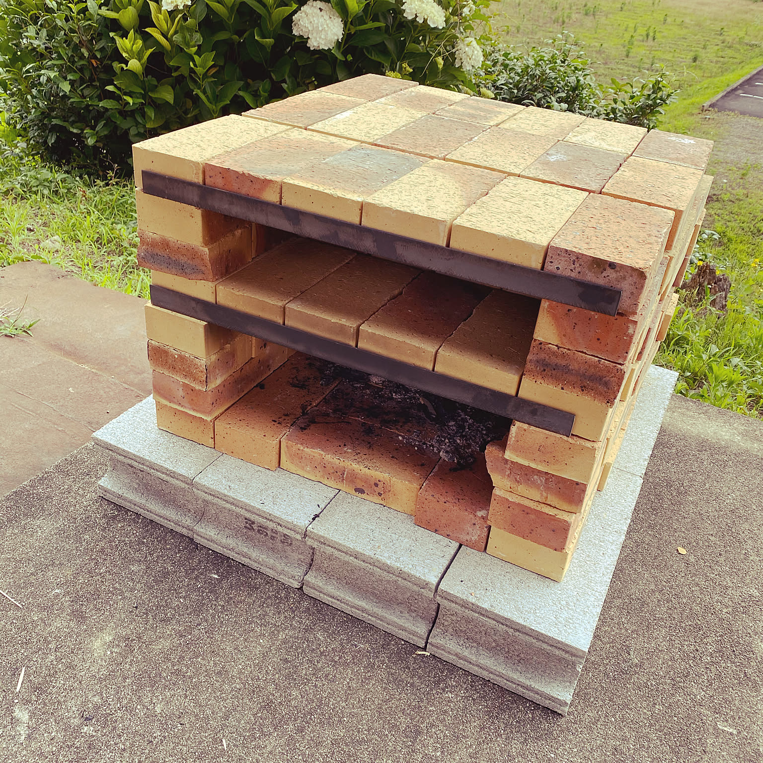 レンガ製 DIY バーベキューコンロ（ピザ釜） 幅60cm 直接引取限定 レンガ製 DIY バーベキューコンロ（ピザ釜） 幅60cm 直接引取