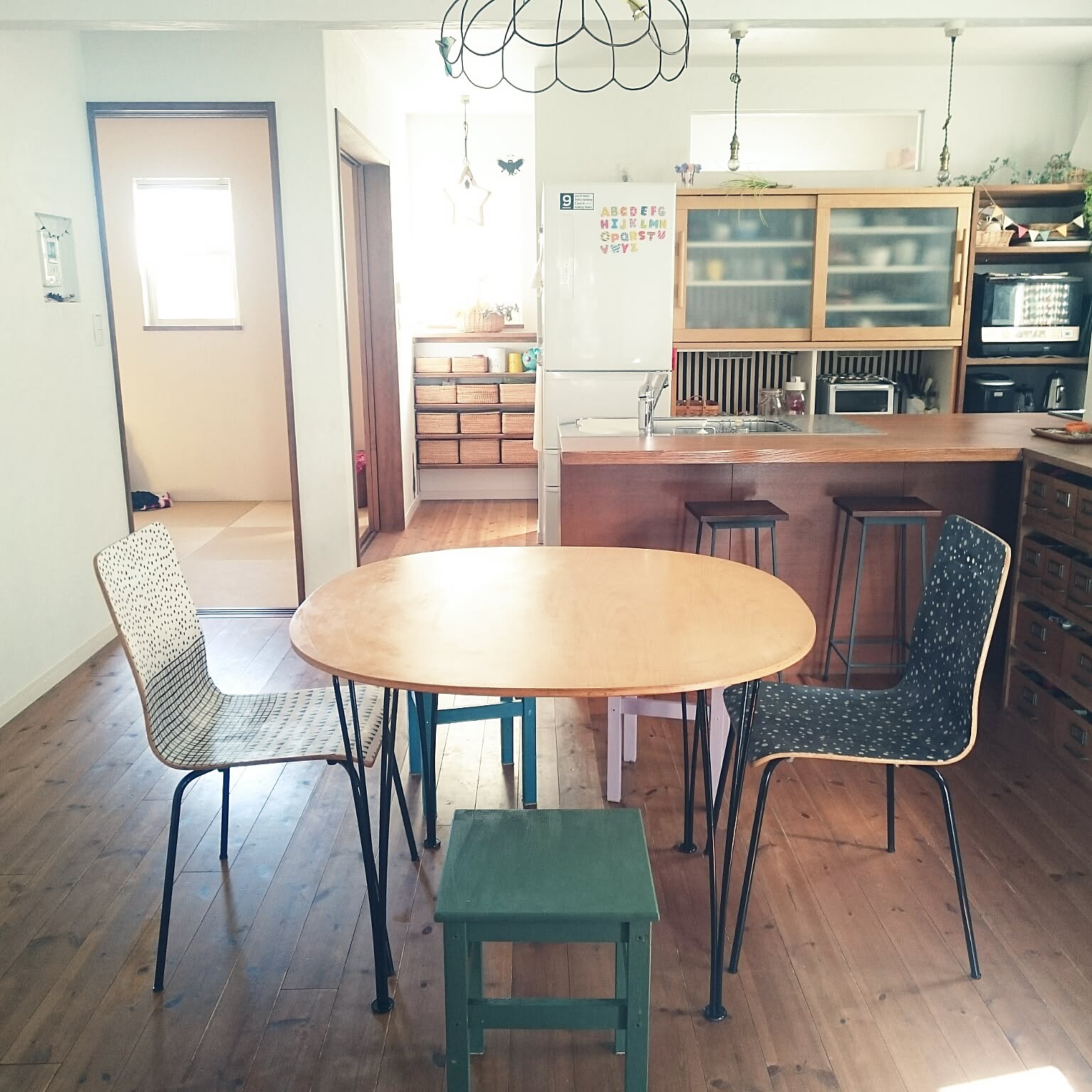 デコバージュ ミニ椅子 リメイク 　インテリア　ストロベリー デコバージュ ミニ椅子 リメイク インテリア ストロベリー