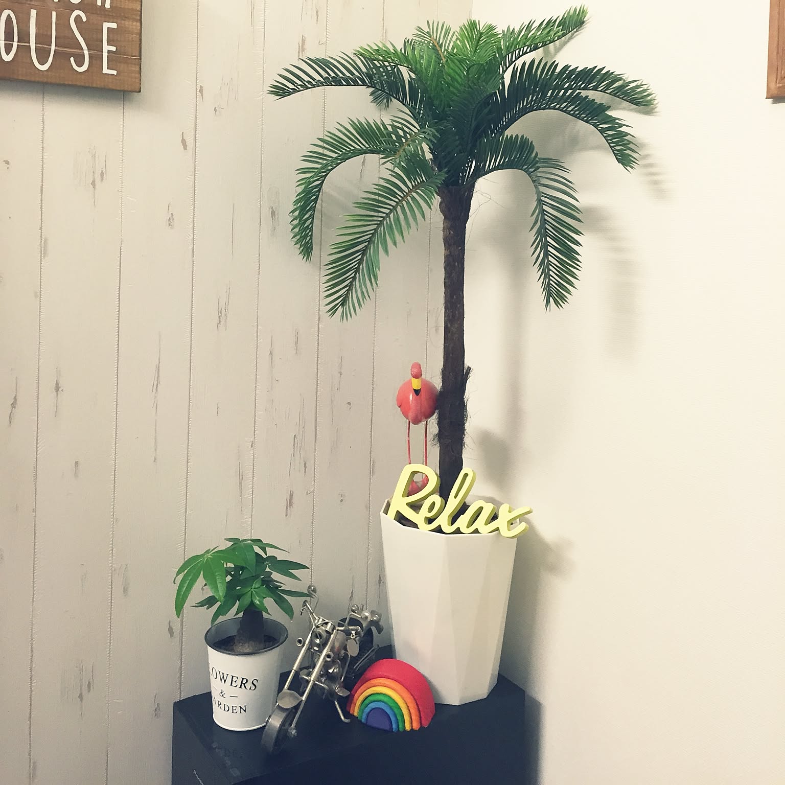 ニーナ♡ ニコちゃん ロンハーマン 置物 壁掛け ウッドオブジェ 木製 ロンハーマン グリムスの商品を使ったおしゃれなインテリア実例