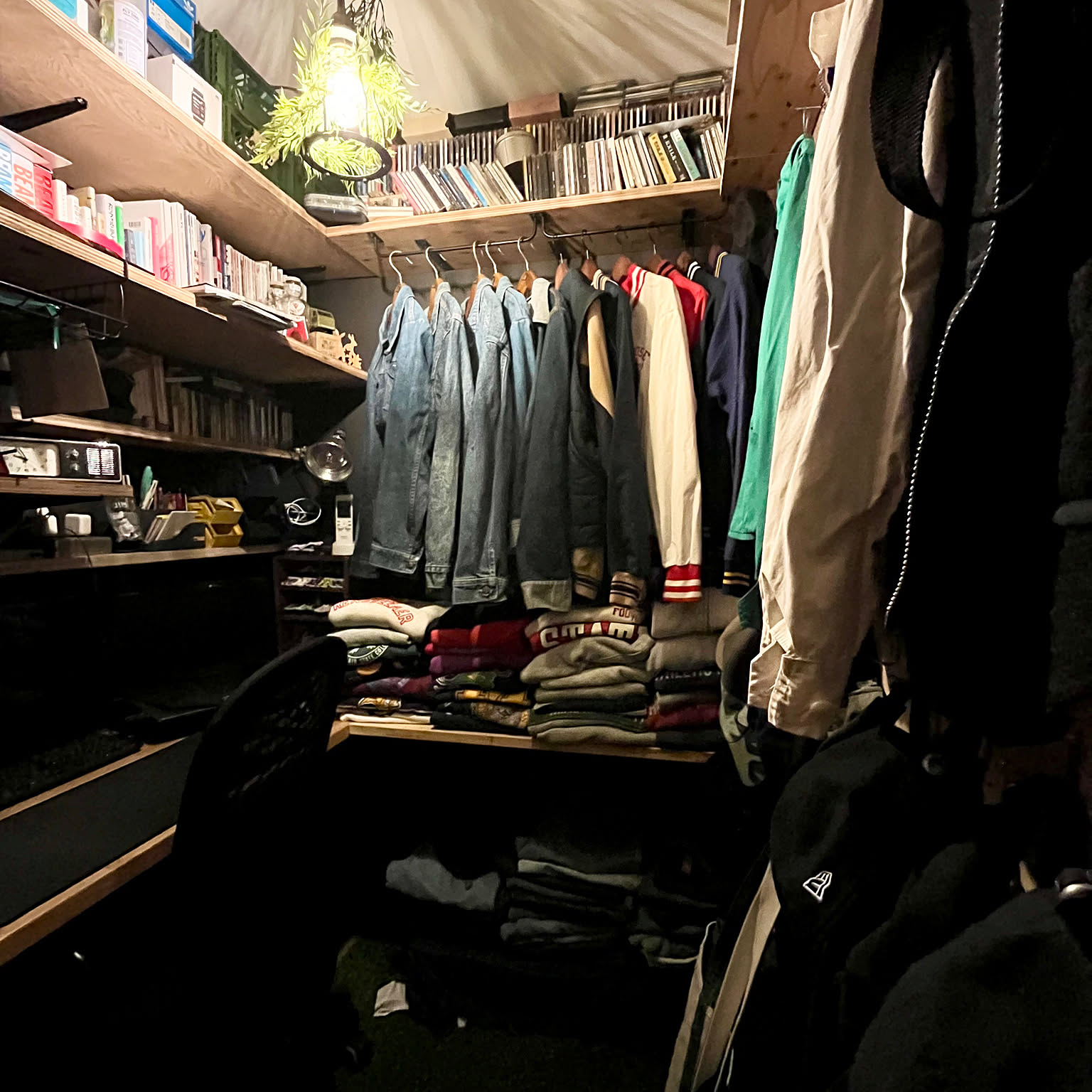 ハンガーラック 古着屋風のおすすめ商品とおしゃれな実例 ｜ RoomClip