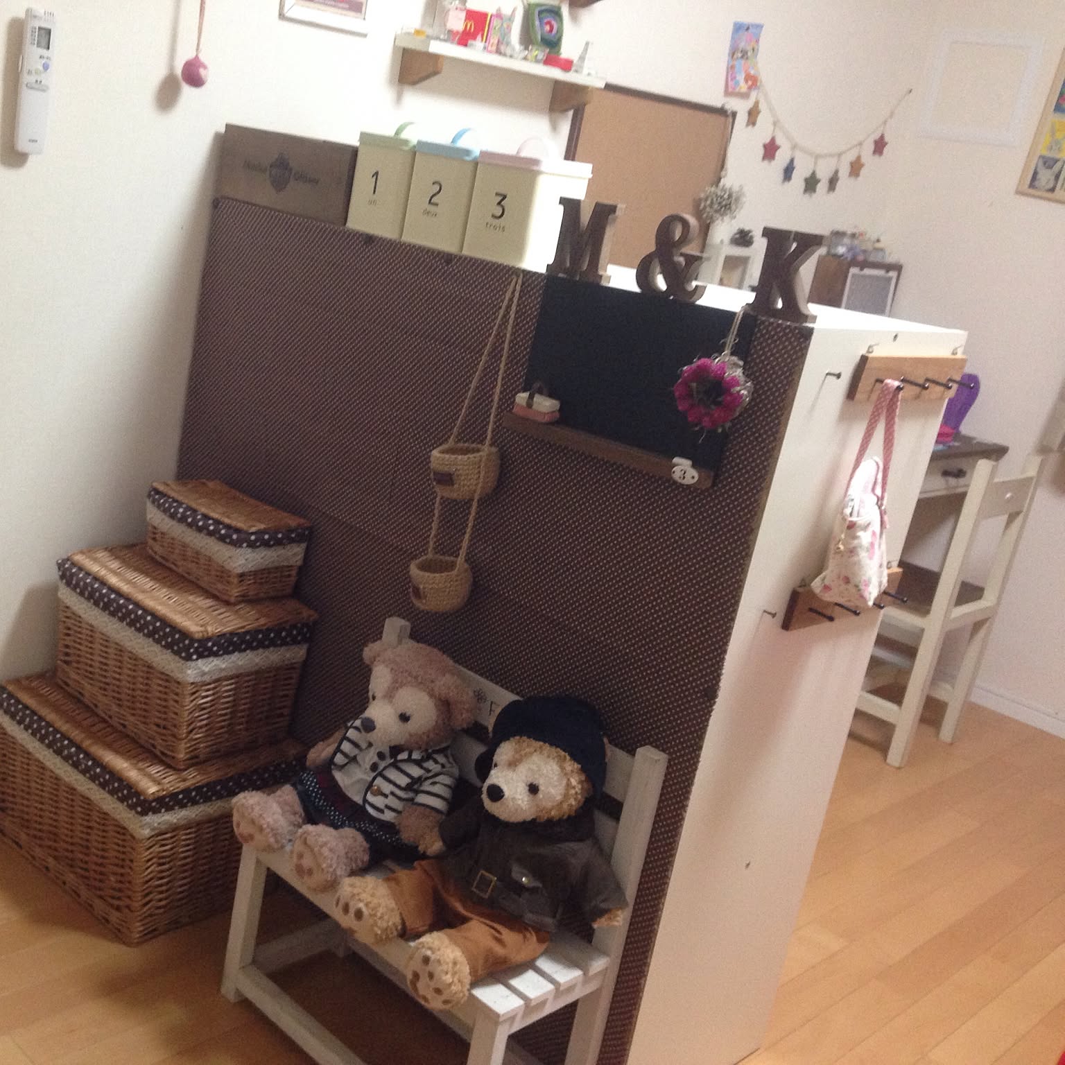 IKEA製間仕切りをお売りします 子供部屋をIKEAの家具で間仕切り♪ - カタリナハウス