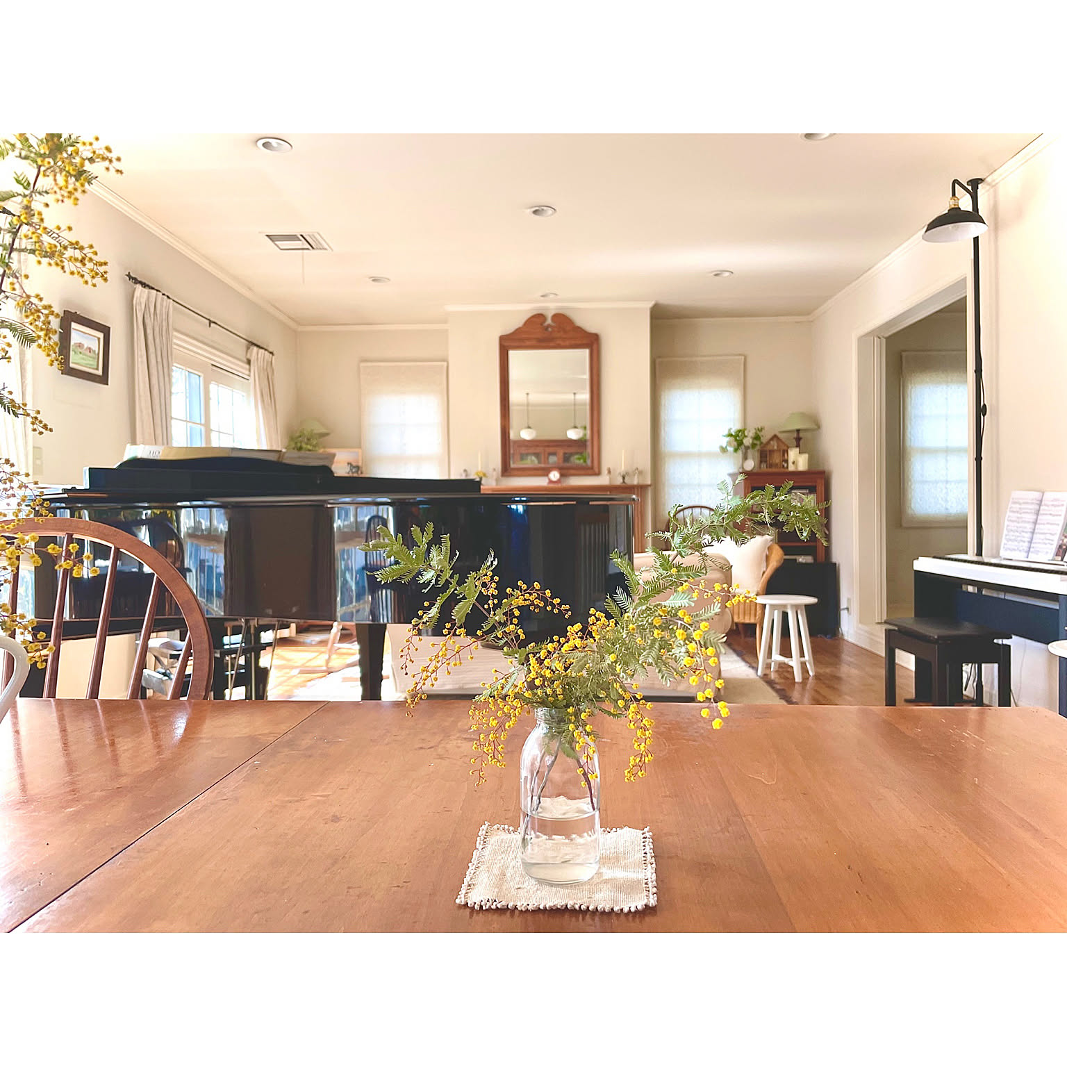 ハンドメイド　【世界にひとつだけ】グランドピアノ型テーブルと椅子 ハンドメイド 【世界にひとつだけ】グランドピアノ型テーブルと