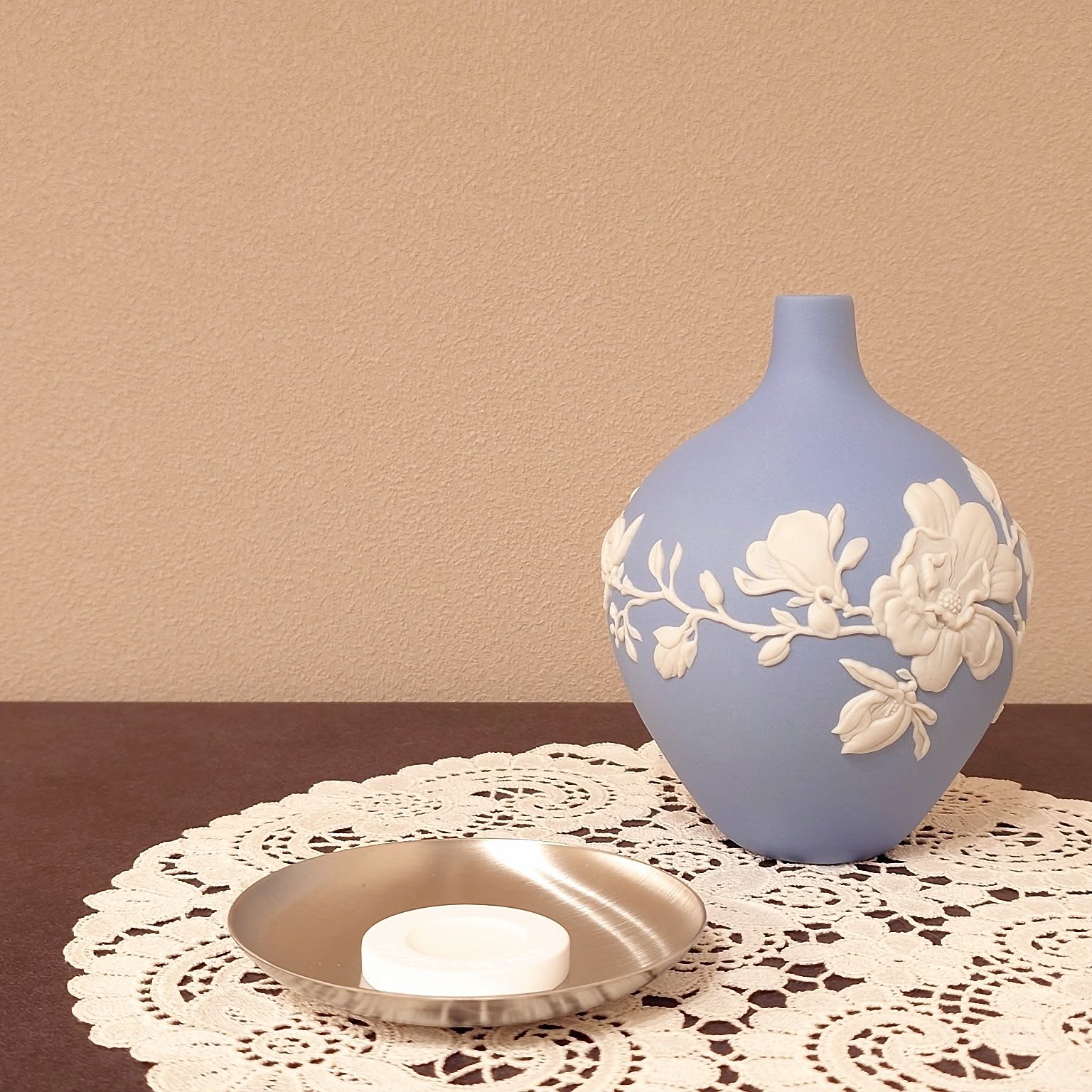 ウエッジウッドの花瓶 ベース|WEDGWOOD公式オンラインストア