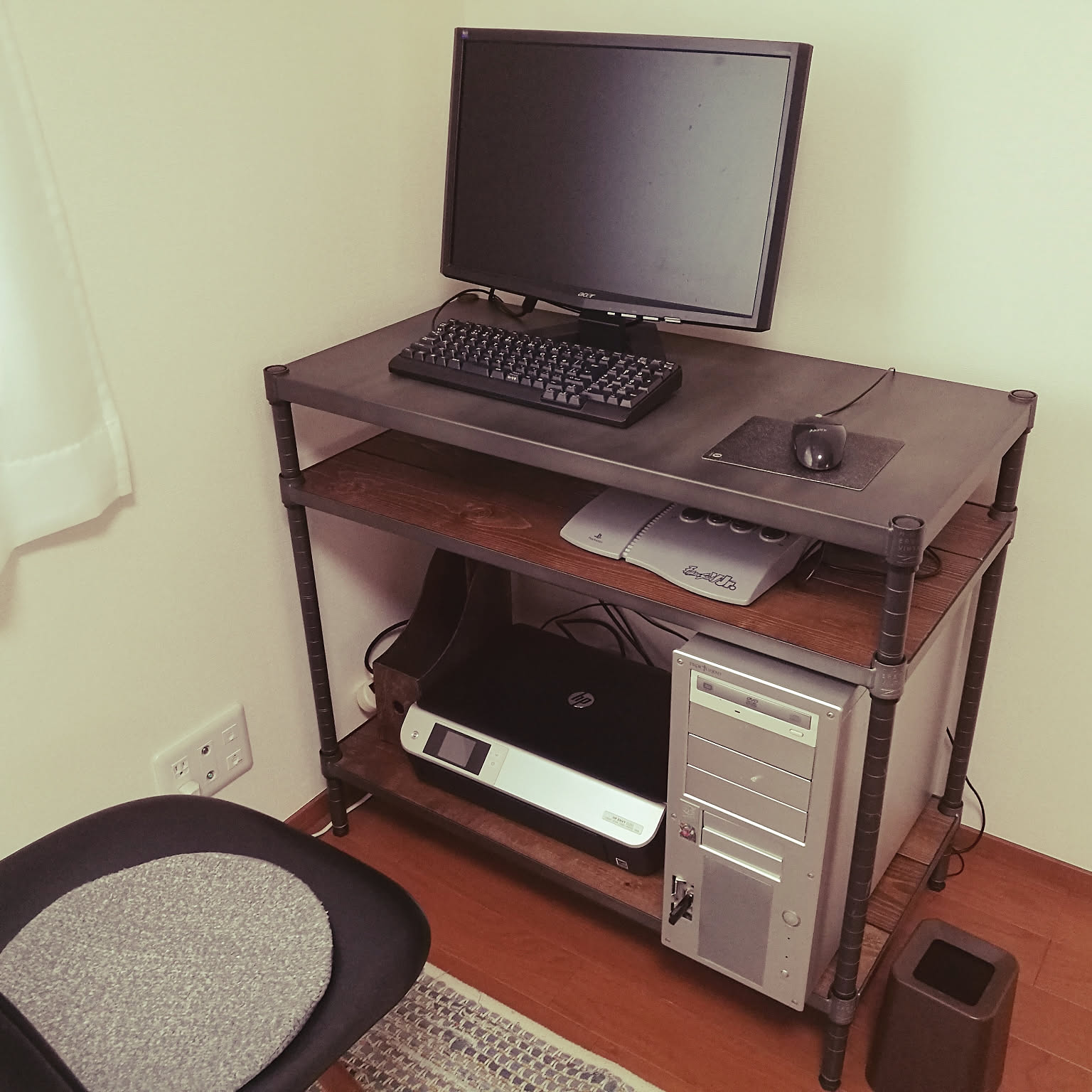 机 エレクターシェルフのおすすめ商品とおしゃれな実例 ｜ RoomClip