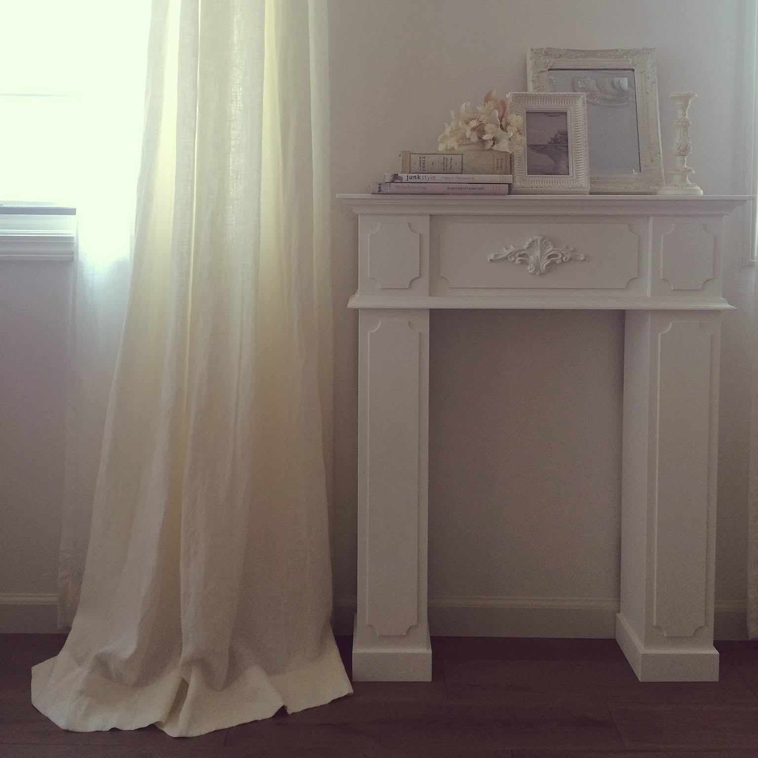 マントルピース シャビーシックのおすすめ商品とおしゃれな実例