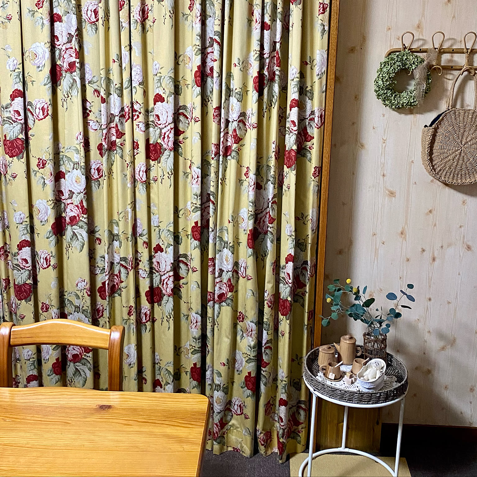 【海外購入】RALPH LAURENカーテン 1SET CHARLOTTE柄 海外購入】RALPH LAURENカーテン 1SET CHARLOTTE柄 Ralph Lauren