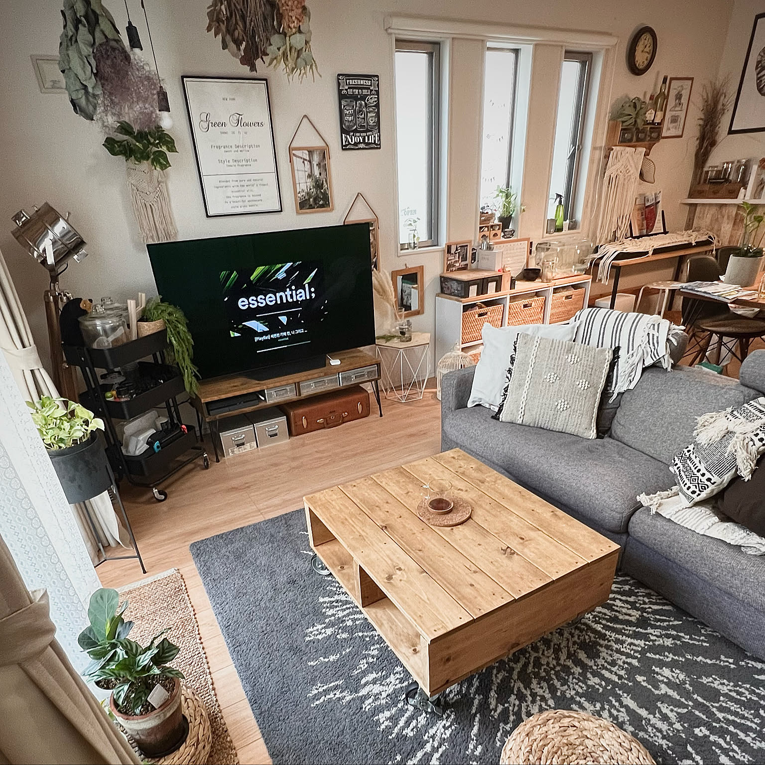 IKEA トロリーテーブルDIYのインテリア・手作りの実例