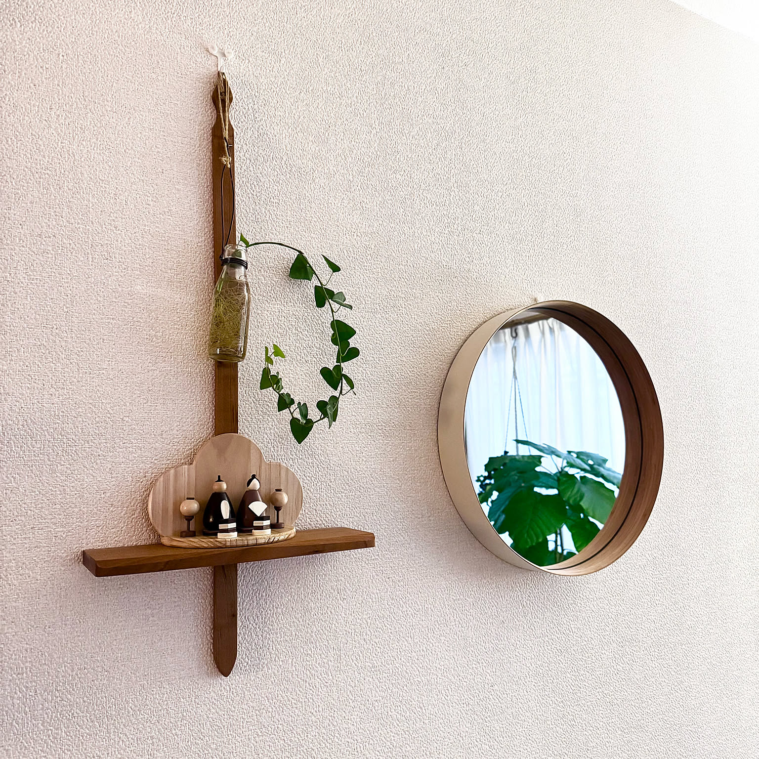 高塚和則 壁掛け棚のおすすめ商品とおしゃれな実例 ｜ RoomClip