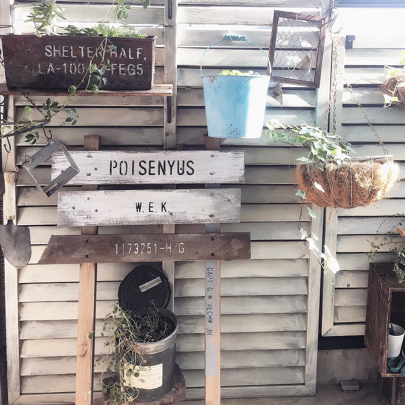 アンティーク f.45のおしゃれなアレンジ・飾り方のインテリア