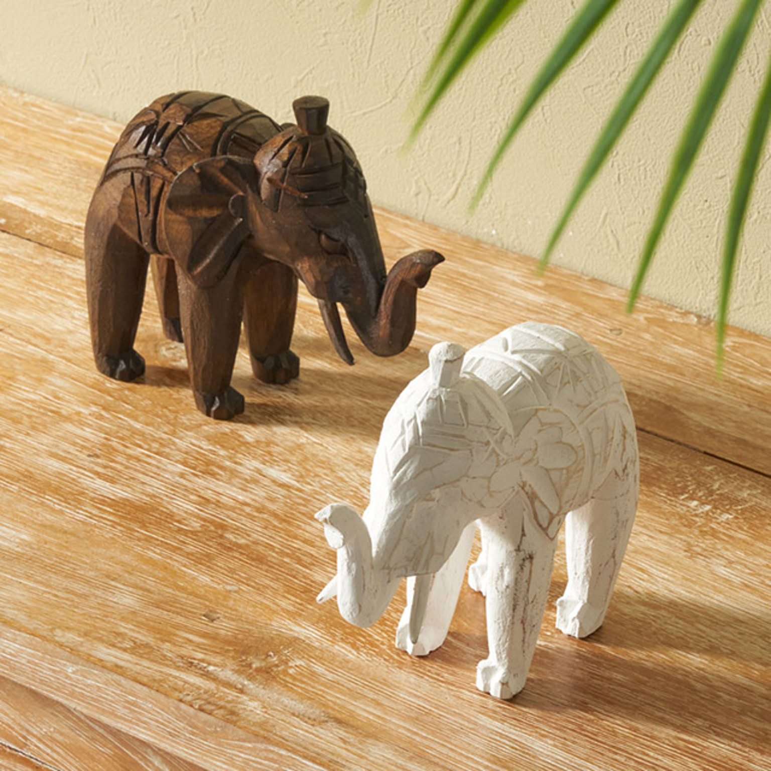 木彫りの象の装飾品 置物 木彫りの象 五頭行列 【公式通販】