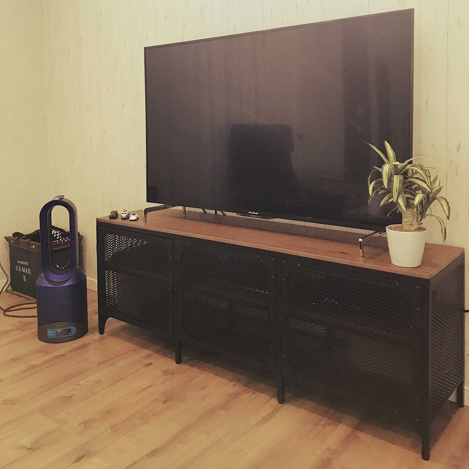 【菊池】IKEA フィエルボ テレビ台/コーヒーテーブル/オープンラック FJÄLLBO フィエルボ テレビ台, ブラック, 100x36x54 cm - IKEA