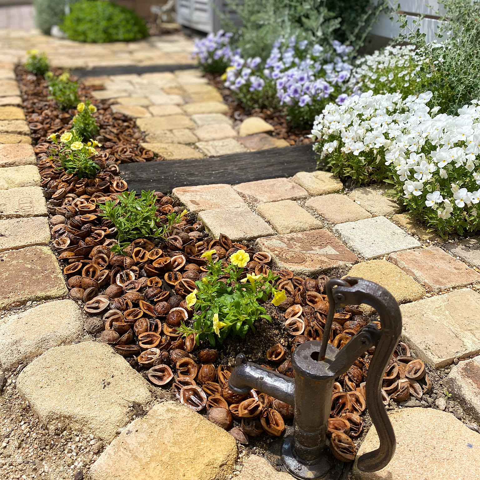 手押しポンプ、インテリア手押しポンプ、ガーデン雑貨、手押しポンプ飾り 手押し井戸ポンプ ガーデンオブジェ アイアン アンティーク ウォーター