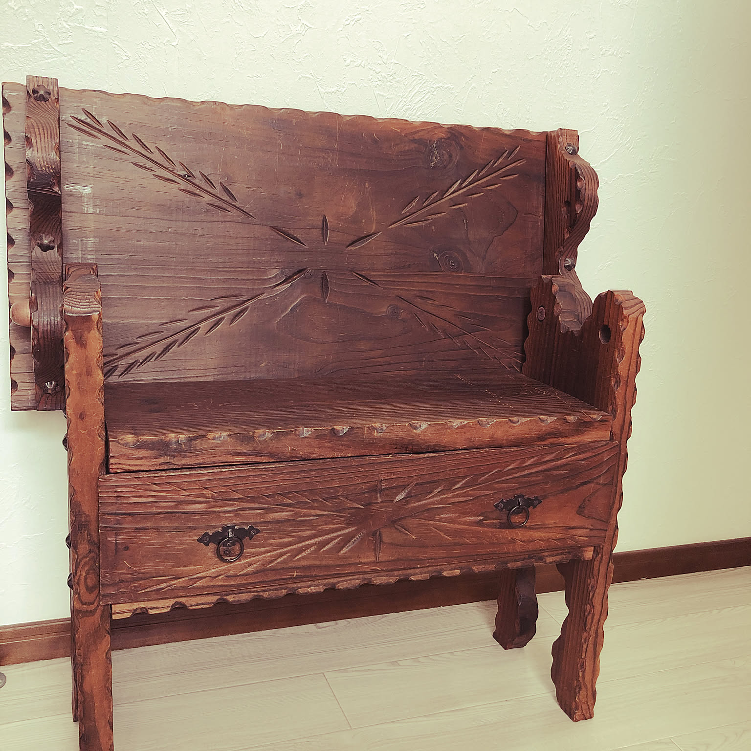 ビンテージ　スペイン家具 ヴィンテージ ・ インテリア家具 通販 【 SHARK ATTACK】