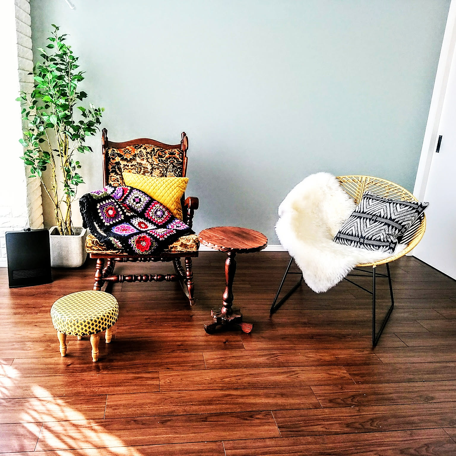 ビンテージ 花柄クッション ロッキングチェア 昭和レトロ カントリー