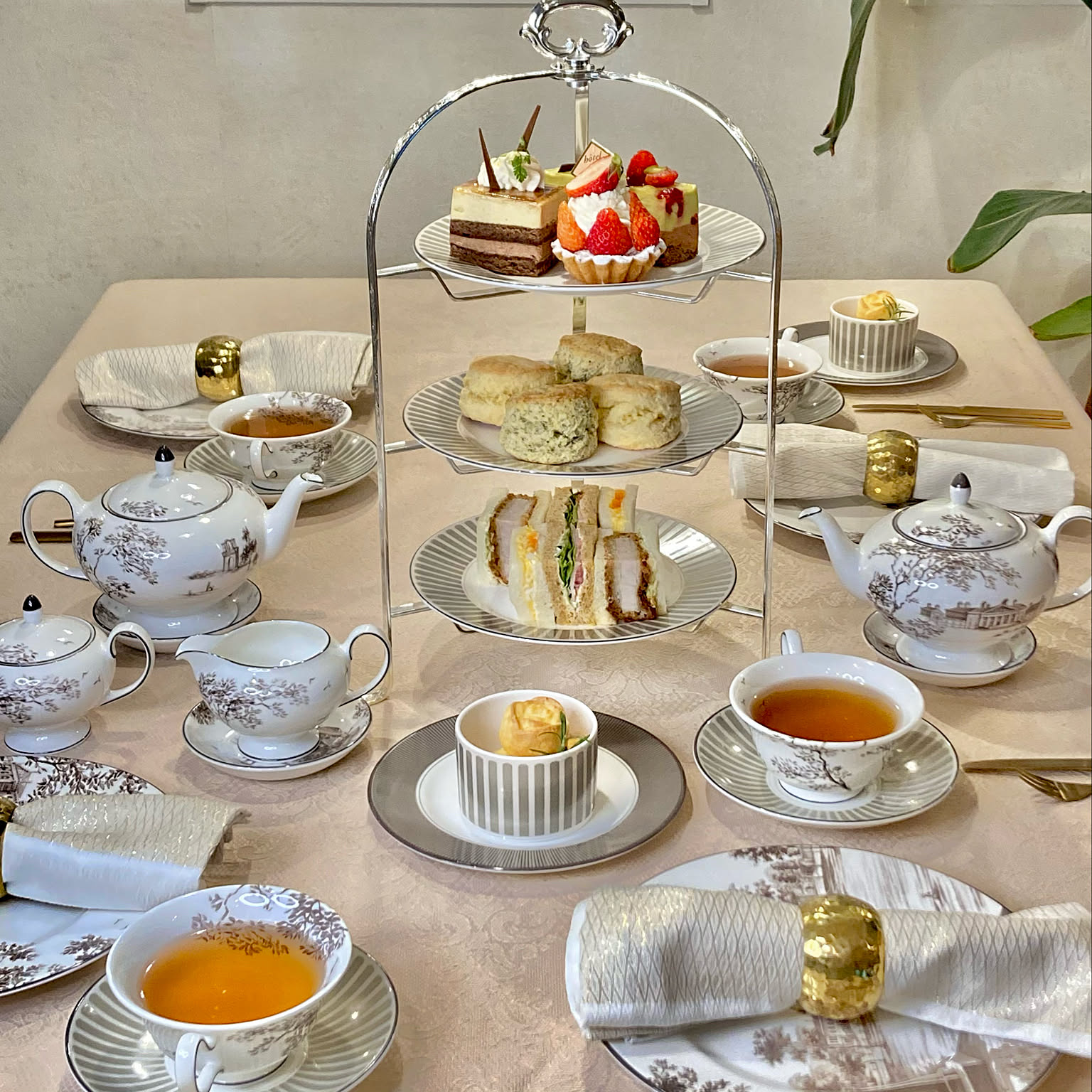 ビレロイ&ボッホガロデザインティーセット