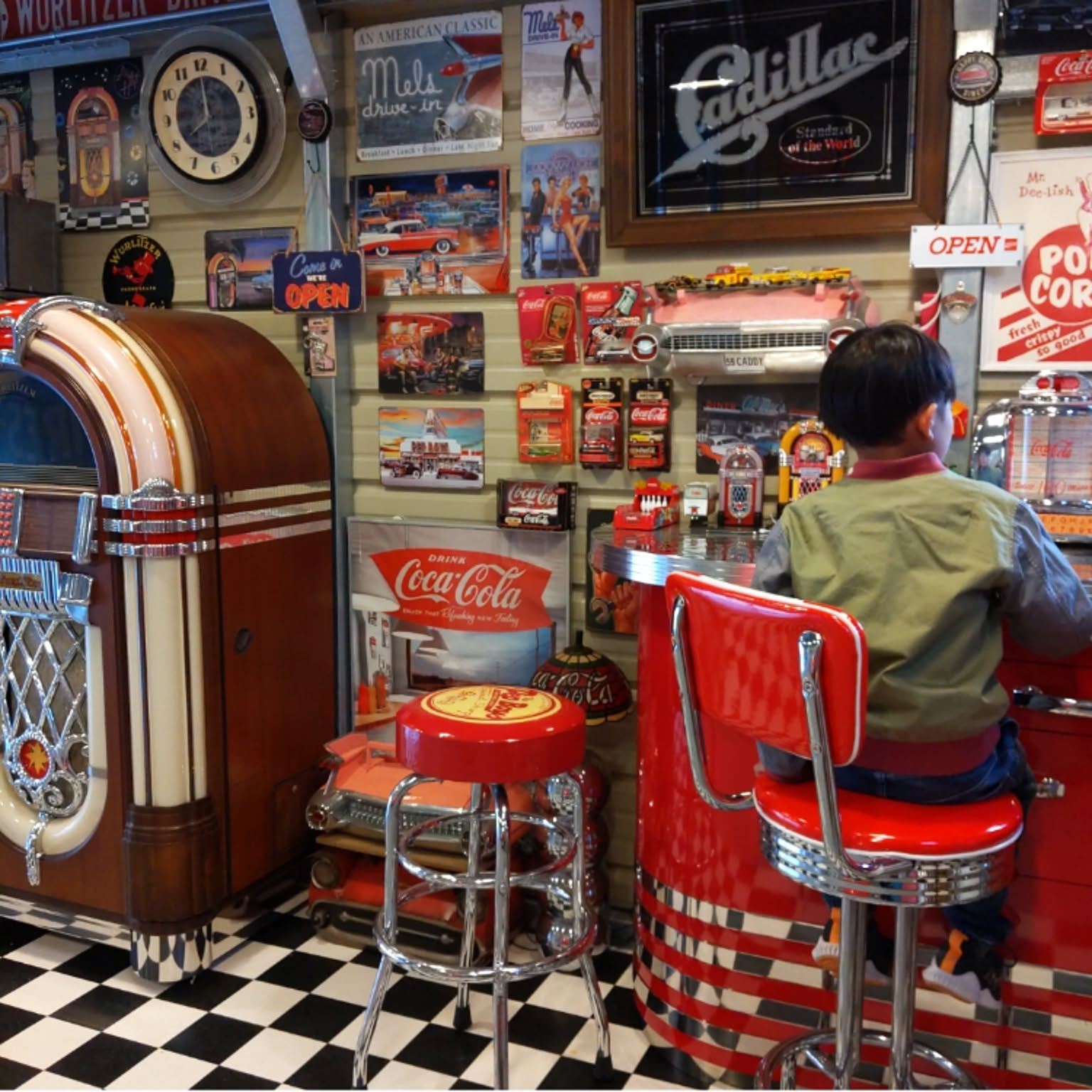 ガレージテーブル　アメリカンビンテージ③ アメリカンヴィンテージな家 ガレージ雑貨 電飾看板 ウォール