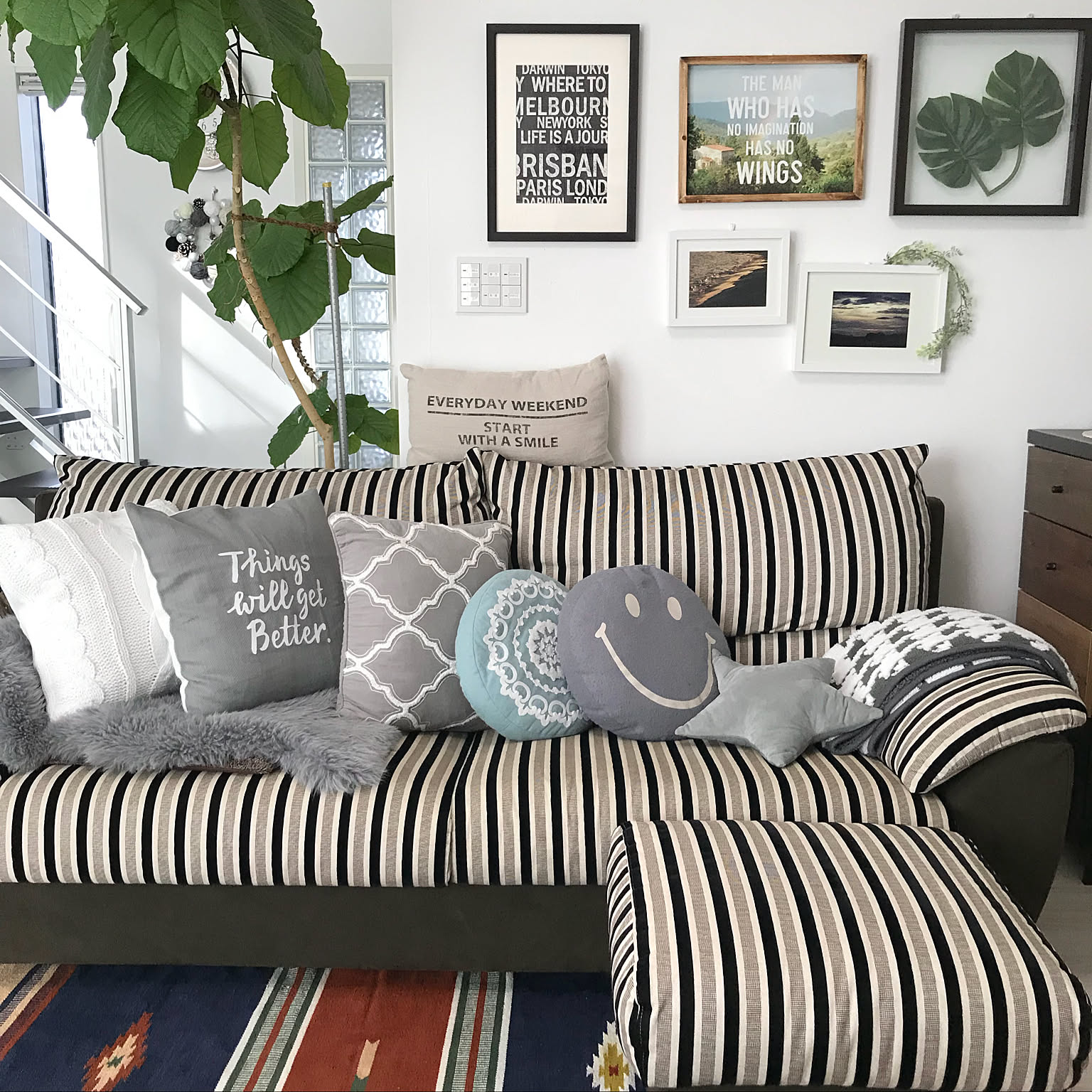 ☆ストライプ模様☆2人掛けソファ ソファー 2人掛け おしゃれ 幅140cm 片肘 ストライプ 布製 カフェ