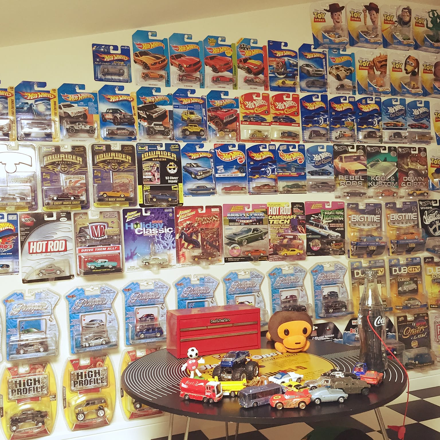 ミニカー ホットウィールのおしゃれなアレンジ・飾り方のインテリア