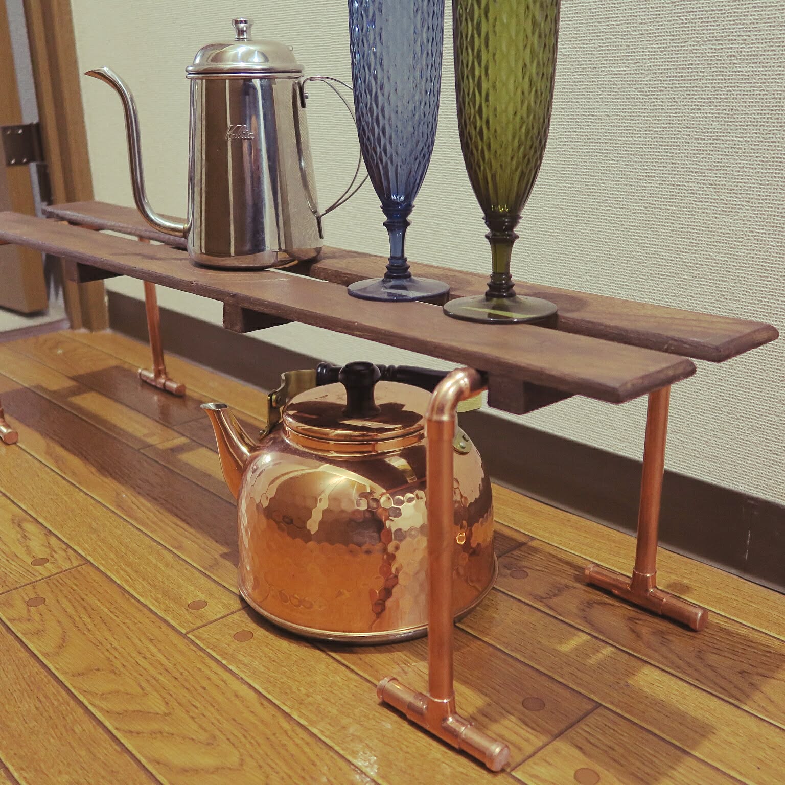 Copper素材マガジンラック 　インダストリアルデザイン　作家ハンドメイド Copper素材マガジンラック インダストリアルデザイン 作家ハンドメイド