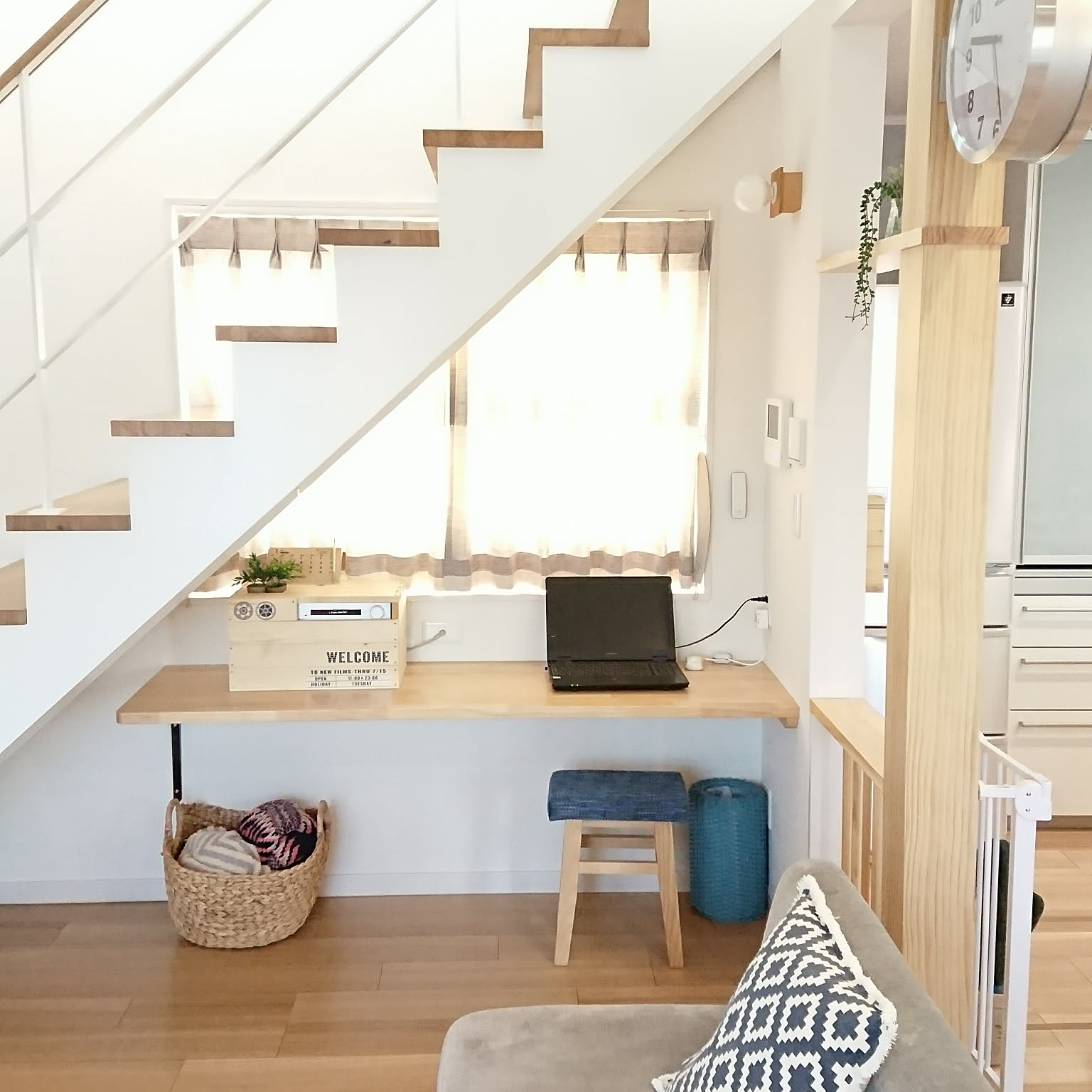 アンティーク調✨階段型収納✨中華家具 ダークブラウン アンティーク調✨階段型収納✨中華家具 ダークブラウン