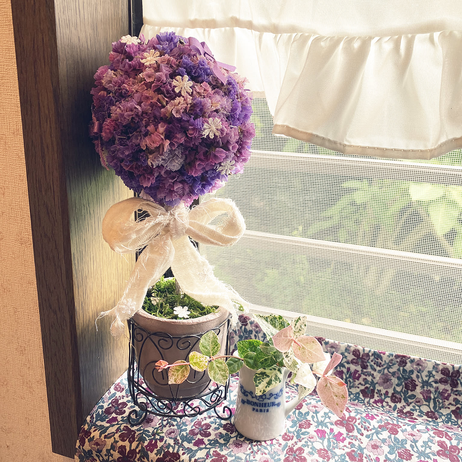 sale～♪ナチュラル✨ドライフラワー紫陽花トピアリー風壁飾り♪(スタンド両用) sale～♪ナチュラル✨ドライフラワー紫陽花トピアリー風壁飾り