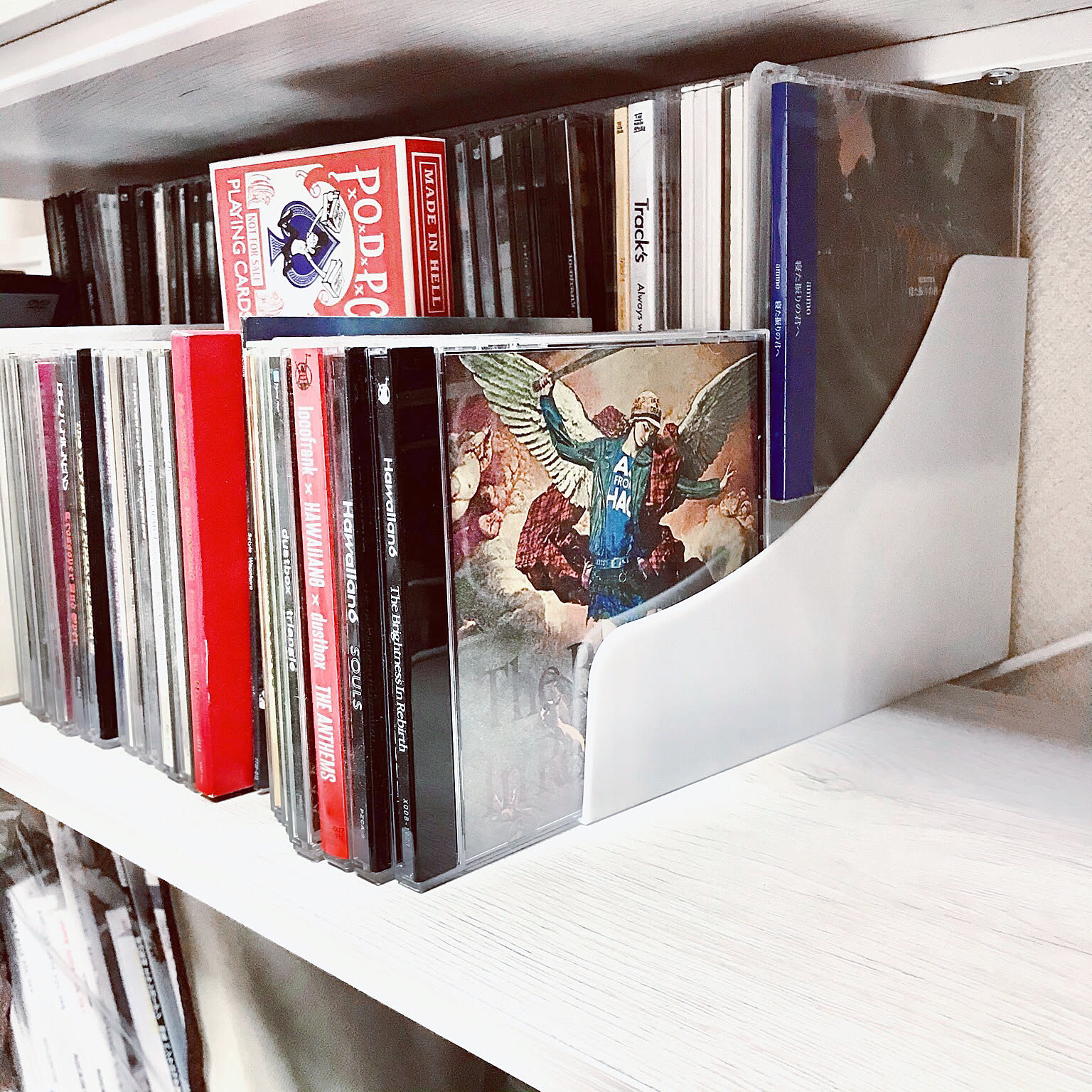 CDラック 約100枚 ブラックスチールスタンド たっぷり収納！スチール