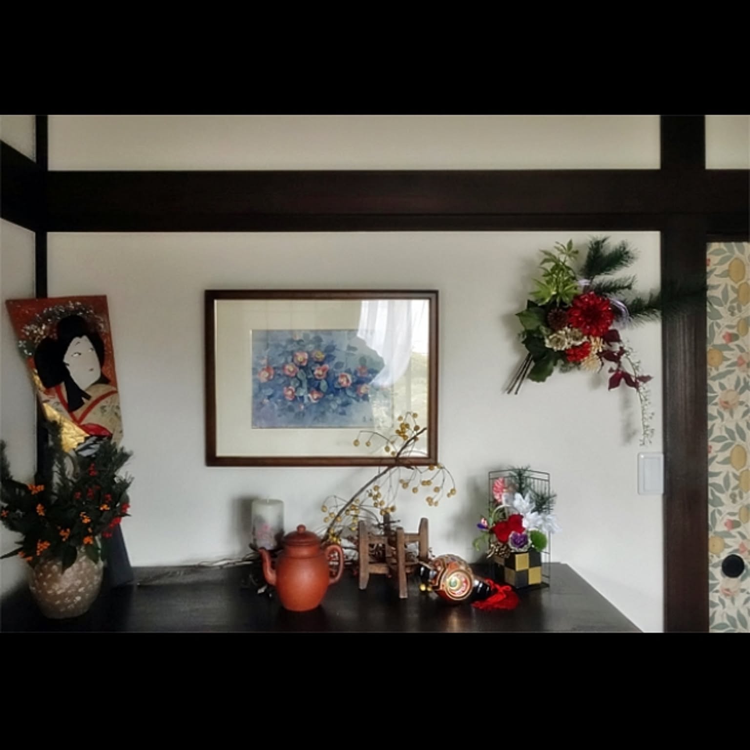 花瓶 大正ロマンのおすすめ商品とおしゃれな実例 ｜ RoomClip