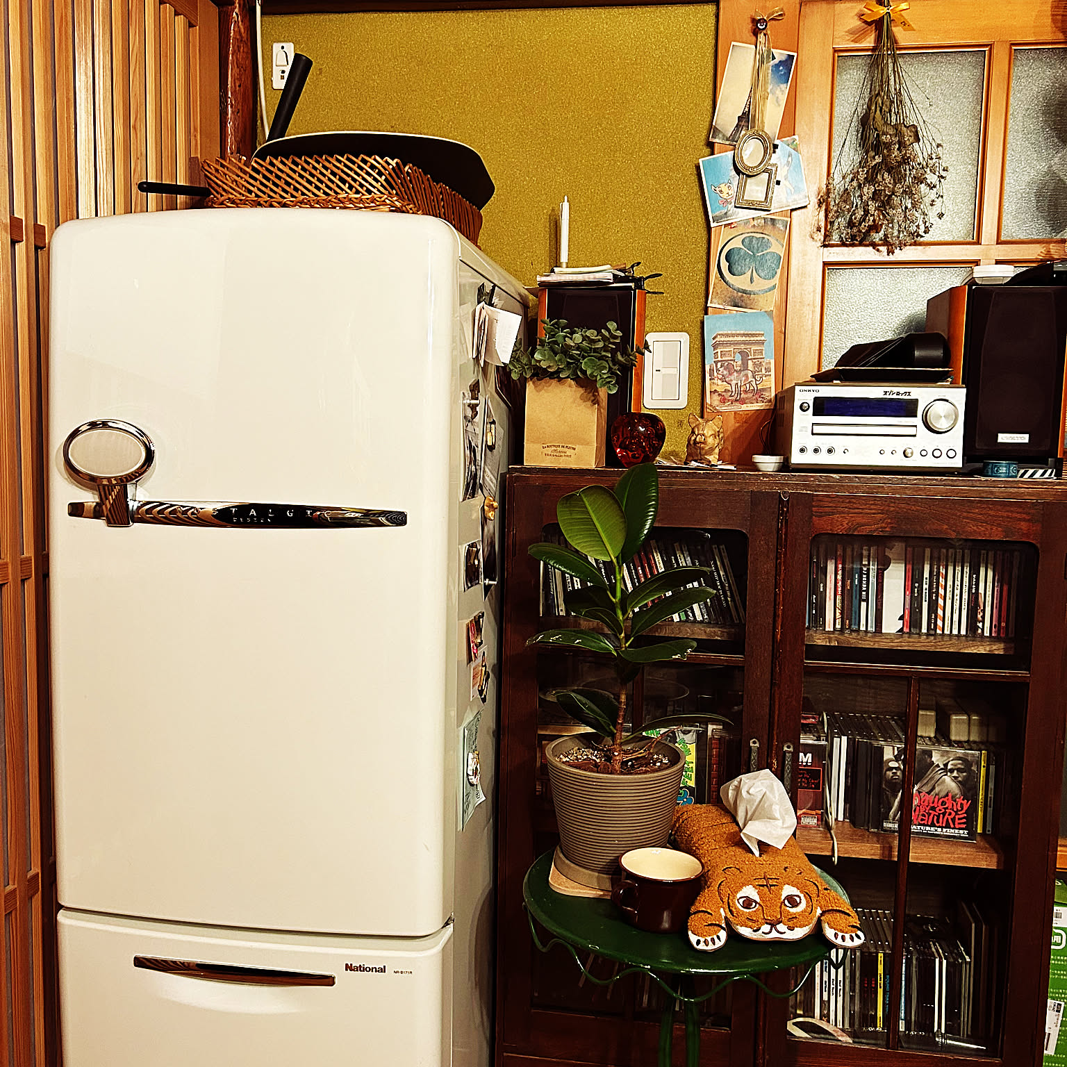 冷蔵庫 レトロ冷蔵庫のおすすめ商品とおしゃれな実例 ｜ RoomClip