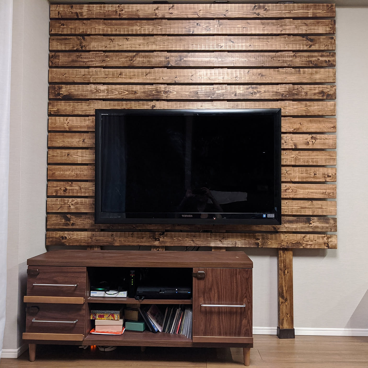 テレビボード 1x4材のおすすめ商品とおしゃれな実例 ｜ RoomClip