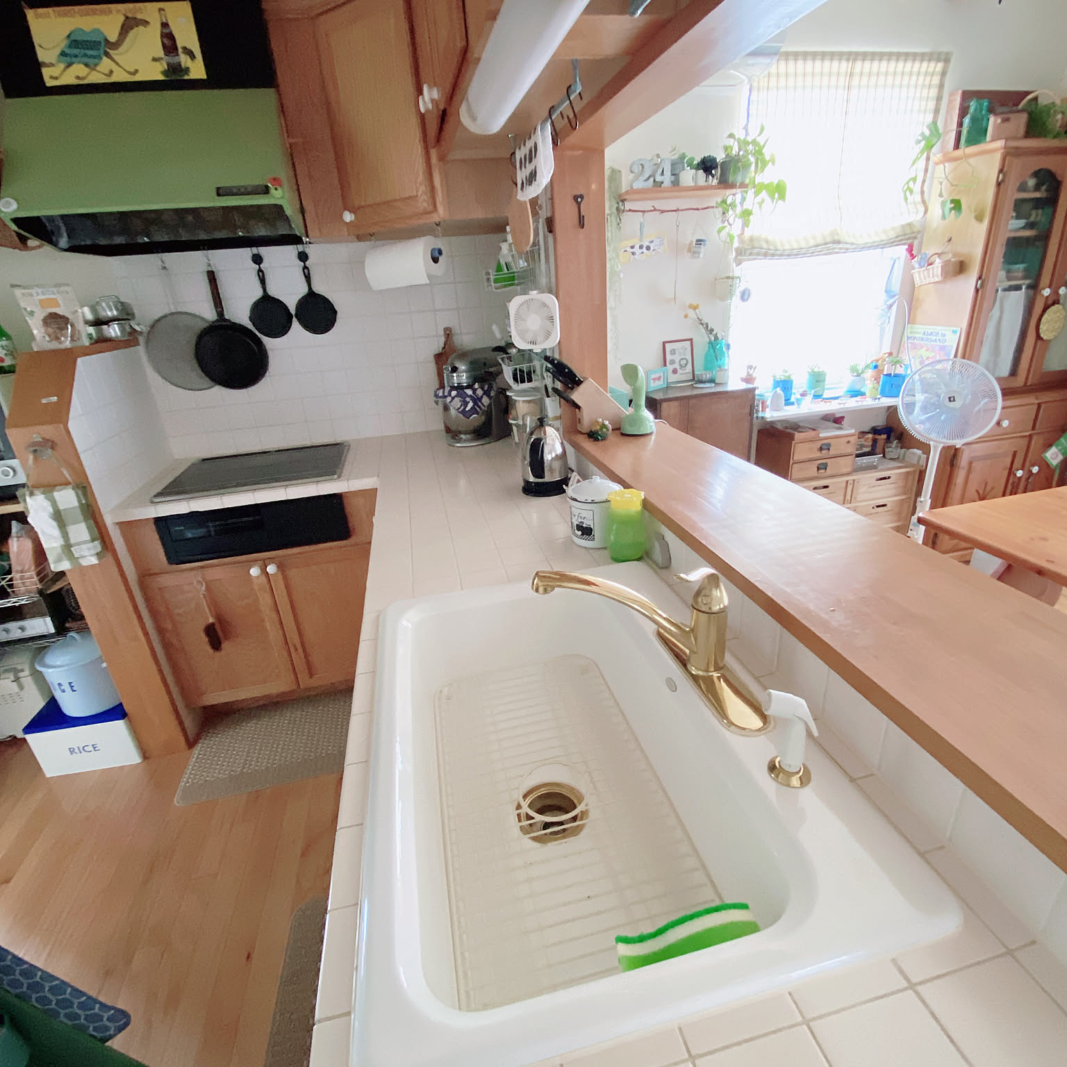 昭和レトロなL型キッチン 状態キレイ 詳細は後日 昭和レトロな造作キッチンは非常に難易度が高いおさまりでした | 津籠