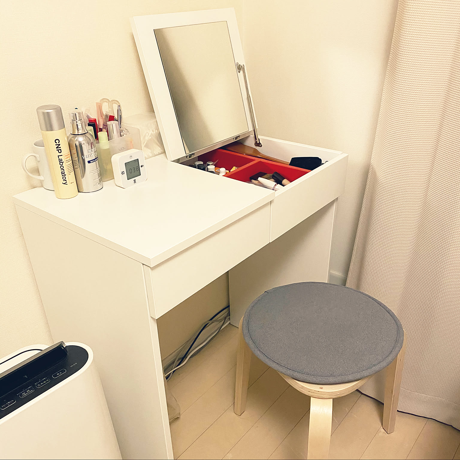 無印良品 ドレッサー（廃盤品）コンパクトサイズ・一人暮らしのお部屋にも。 無印良品 ドレッサー（廃盤品）コンパクトサイズ・一人暮らしの