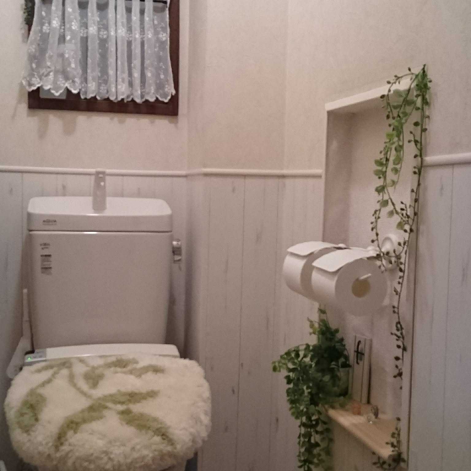 ゴーリキアイランド❁タオルリング❁トイレットペーパーホルダー