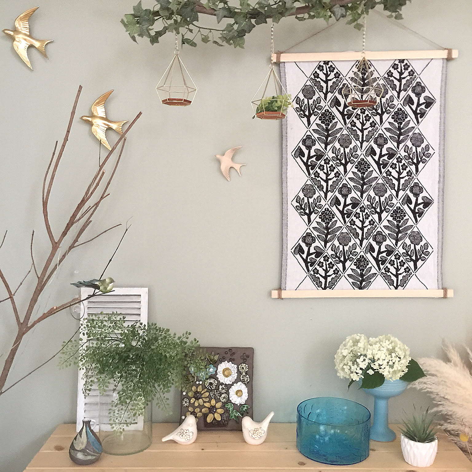 8月限定値下げ中！！】鹿児島睦さんタペストリー壁掛け飾り4人の子ども