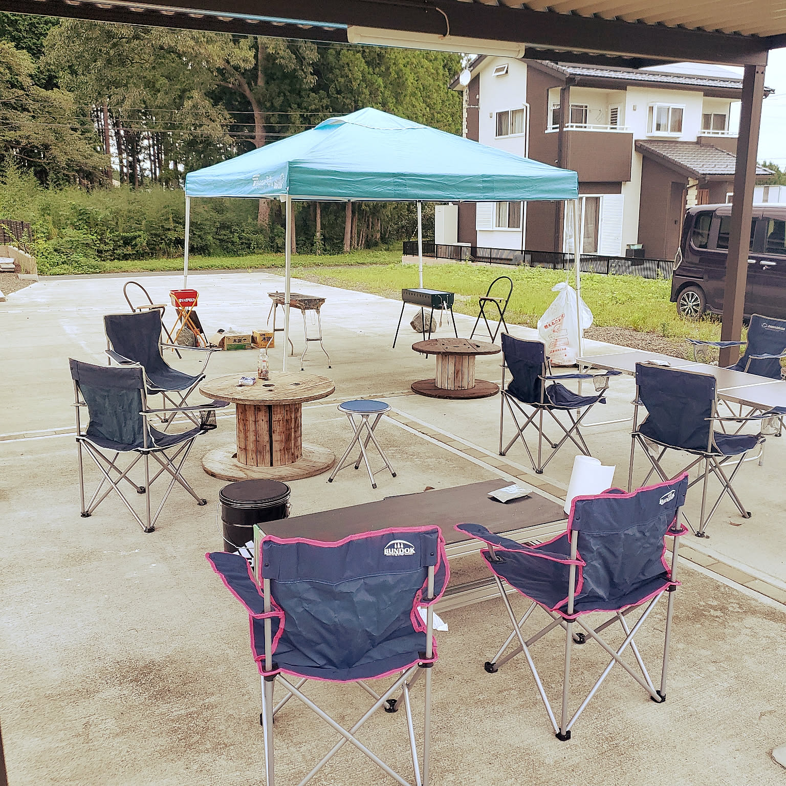 BBQ ケーブルドラムのテーブルのおすすめ商品とおしゃれな実例