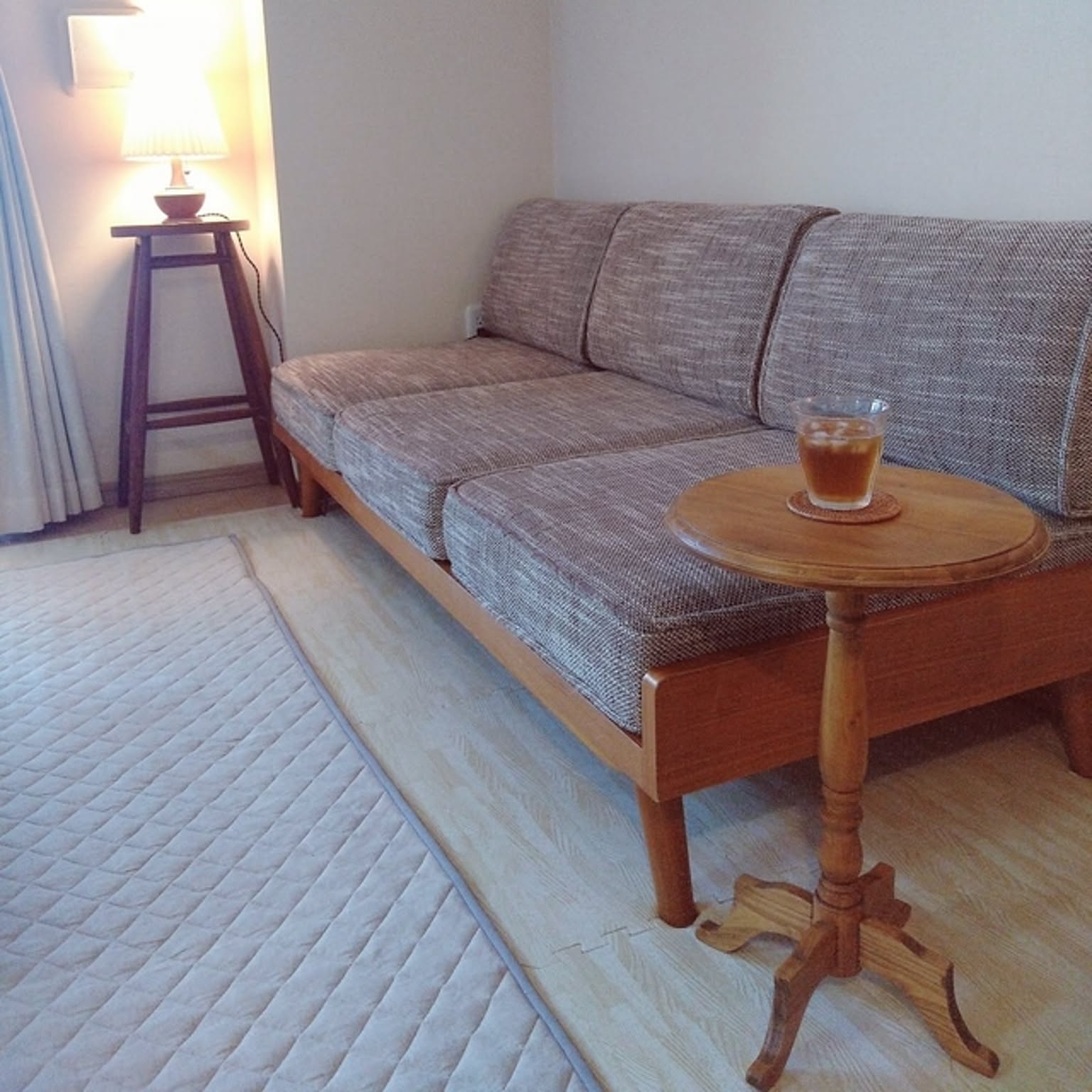 サイドテーブル unicoのおすすめ商品とおしゃれな実例 ｜ RoomClip