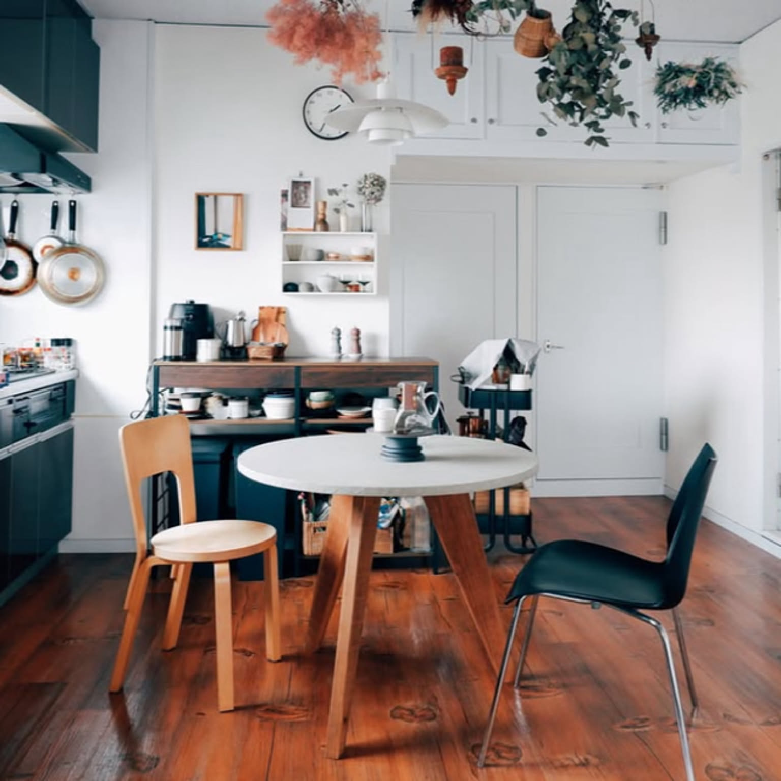 モルタル天板のカフェテーブル【ハンドメイド家具】 楽天市場】モルタル テーブル デスク 無機質 インテリア カフェ カフェ