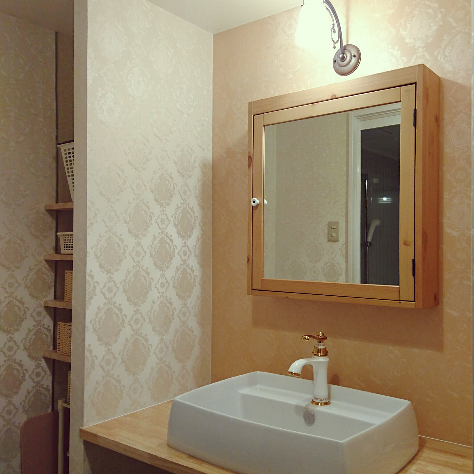 f9529557dd7af091dc1b958a8ecad9