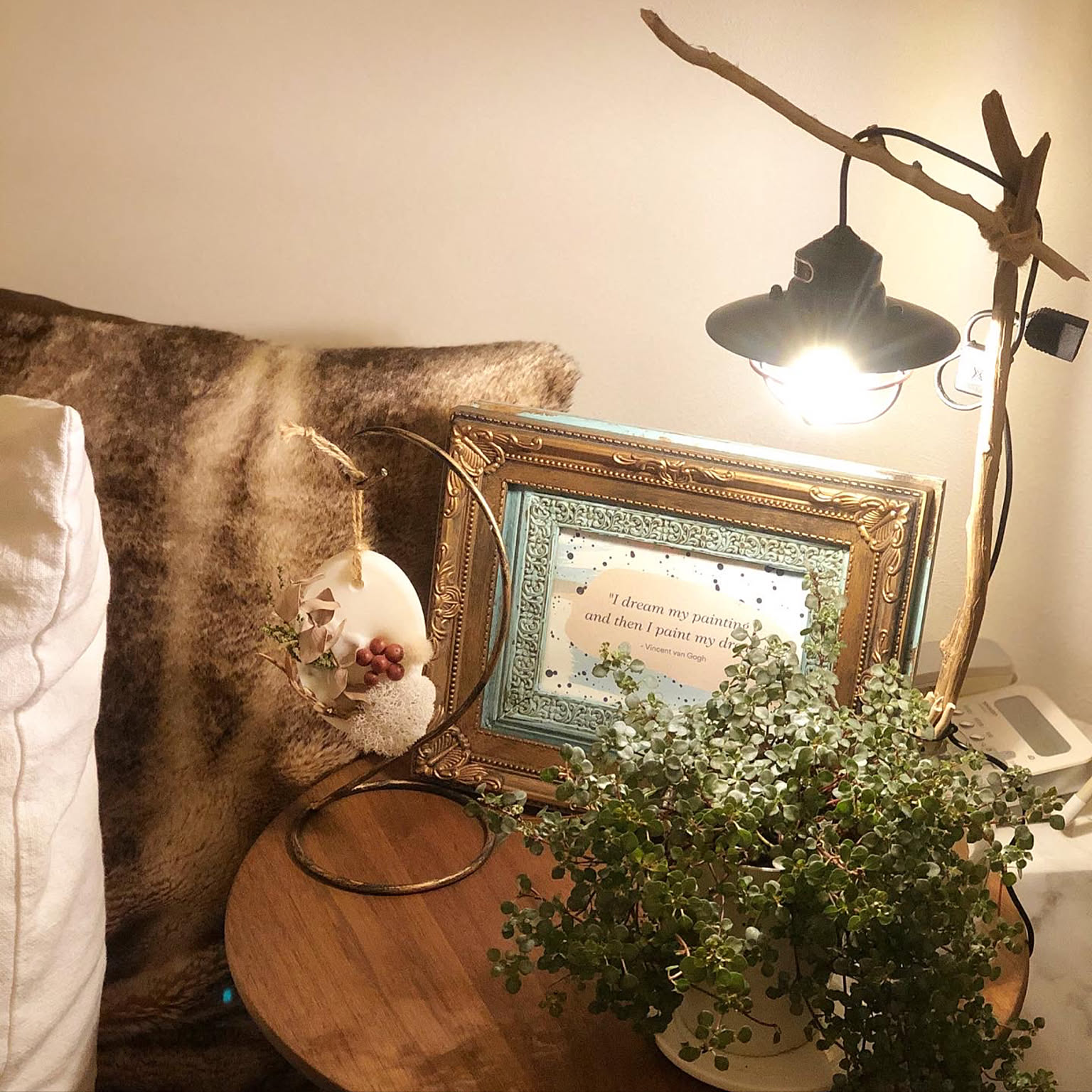 手作り ライトスタンドのおすすめ商品とおしゃれな実例 ｜ RoomClip