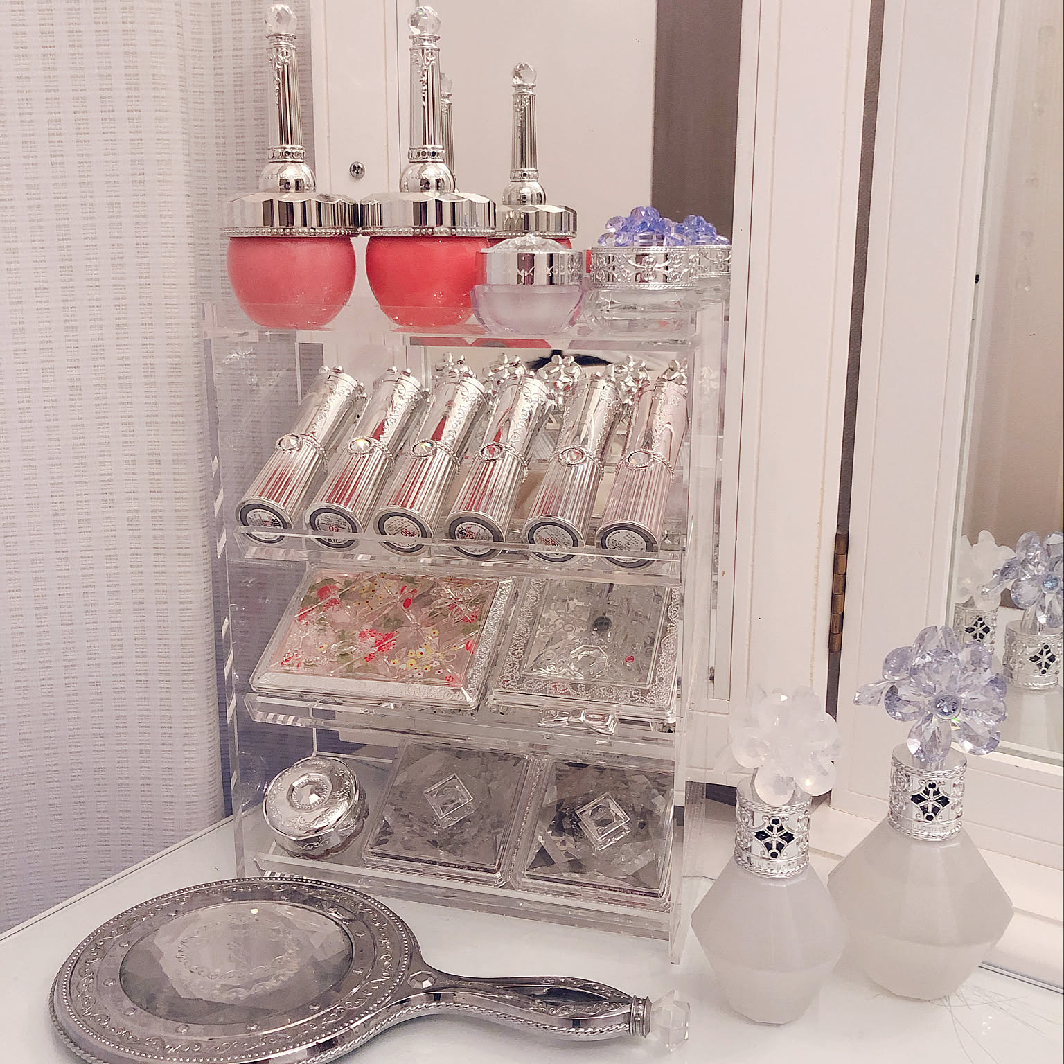 ジルスチュアートコスメのおすすめ商品とおしゃれな実例 ｜ RoomClip