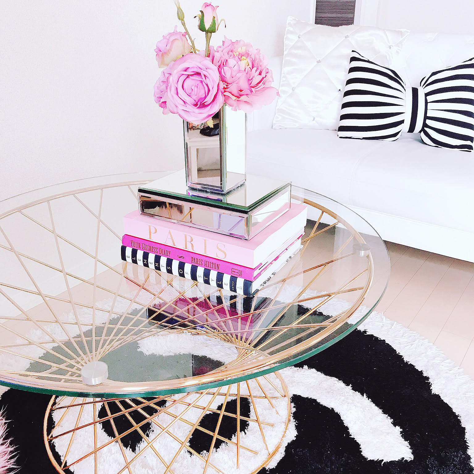 ZARA HOME/ホワイトインテリア/花瓶/ガラステーブル/テーブルなどの