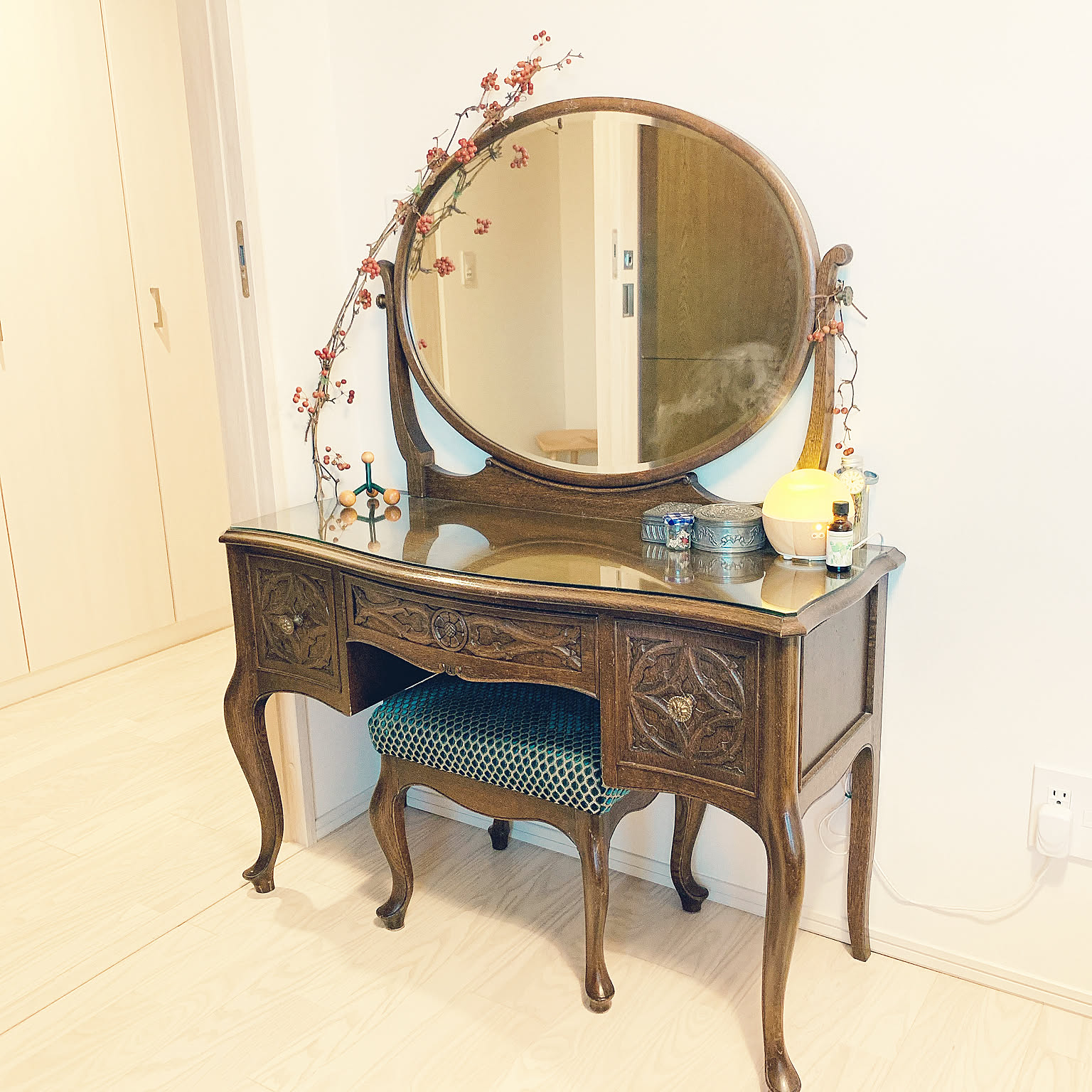 鏡台　ドレッサー　婚礼家具　嫁入り道具　昭和レトロ c31694bbb5af77d482f794b9547e67