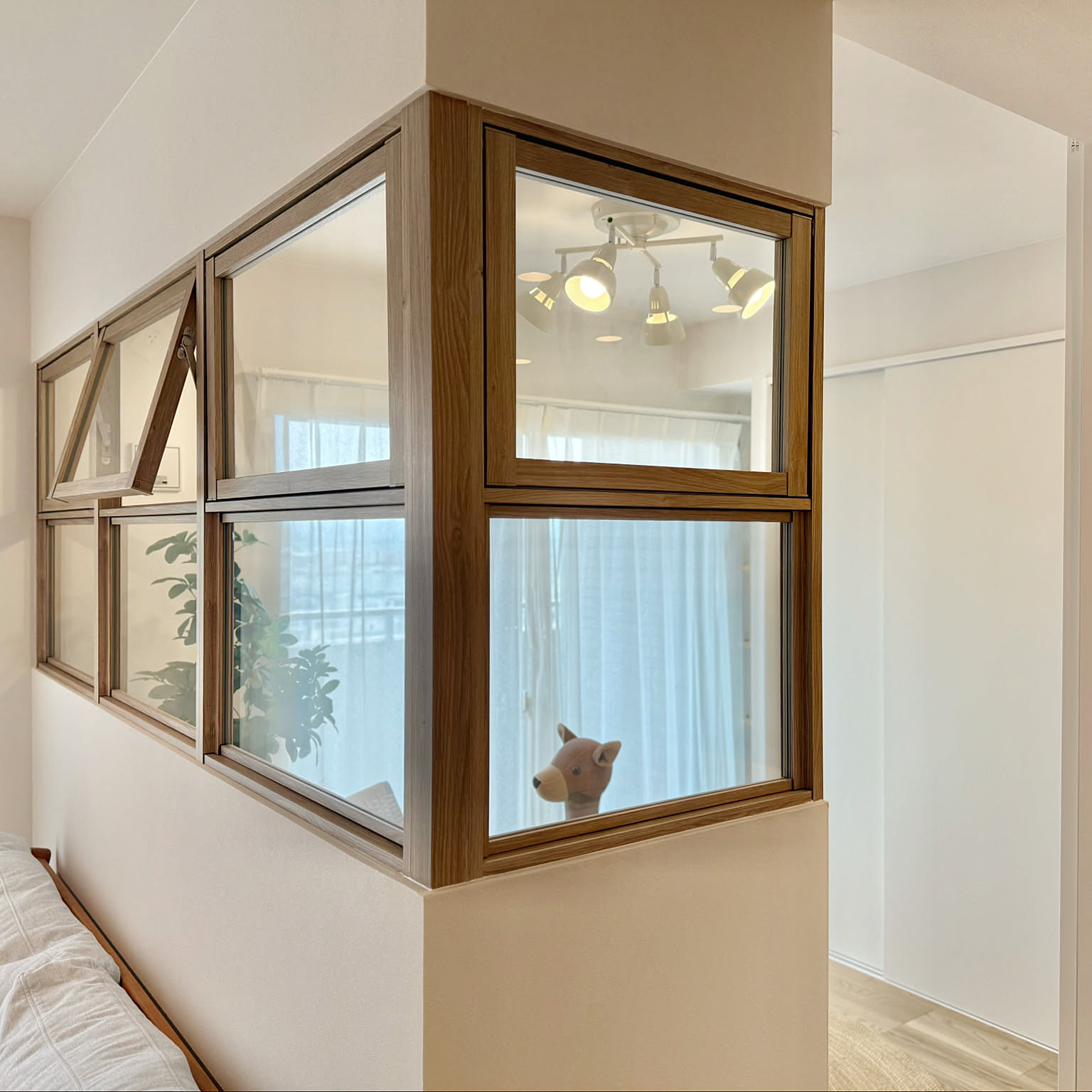 大渕 室内デコ窓 LIXIL | リビング・寝室・居室 | 室内用窓 デコマド