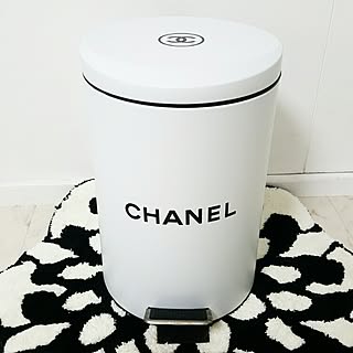 リビング/CHANEL/シャネル/自作シール/白黒...などのインテリア実例 - 2015-11-09 13:22:34