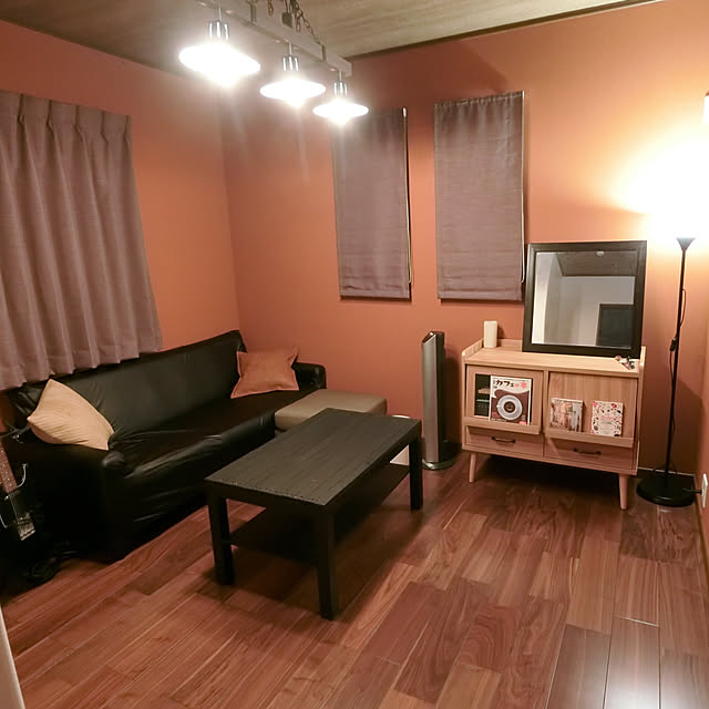 部屋全体/アクセントクロス/旦那部屋/ソファー/クッションカバーのインテリア実例 - 2020-05-05 16:05:56