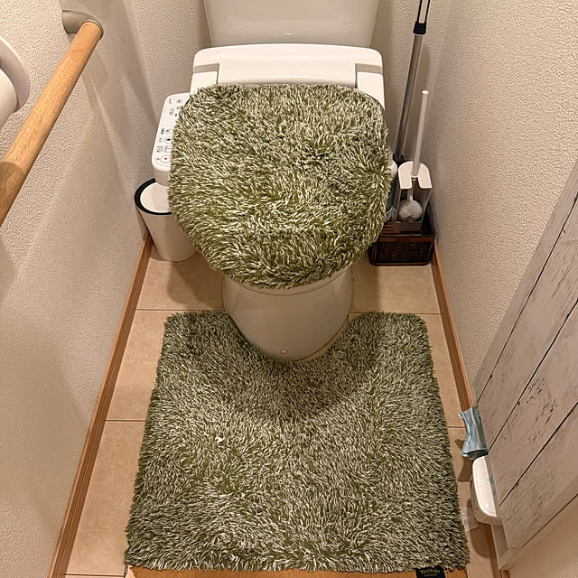 isapinのカーム-calmland トイレマット トイレタリー レザー ベージュ 60×60cmの家具・インテリア写真
